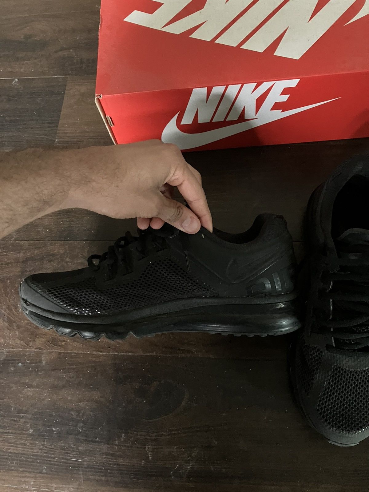 Nike Air Max 2013 Triple Black Retro Size US 10 / EU 43 - 5 Thumbnail