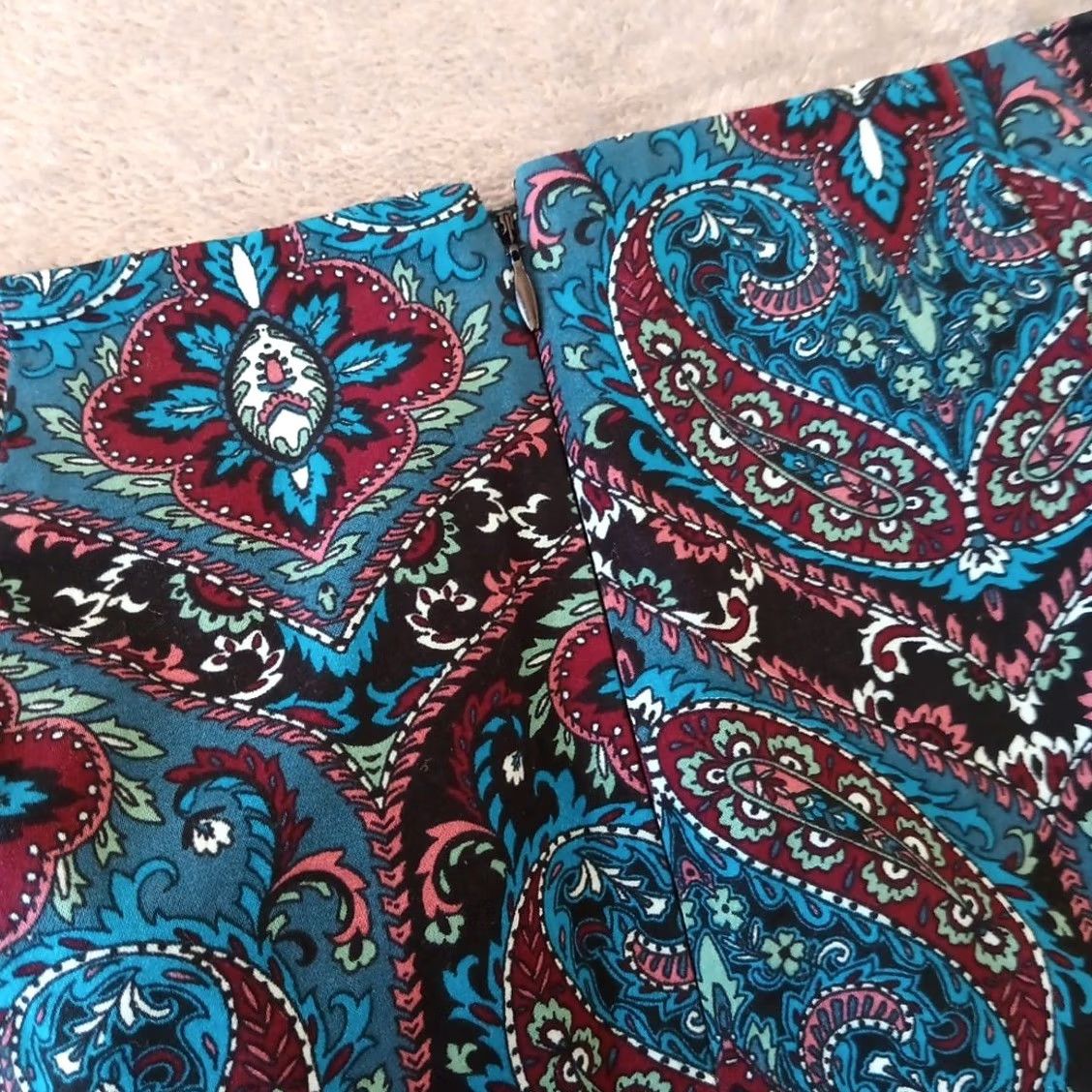 Talbots Talbots Skirt Petites 6P Blue Paisley Knee Length Pencil Lined Slit Women XS? Size 28" / US 6 / IT 42 - 5 Thumbnail