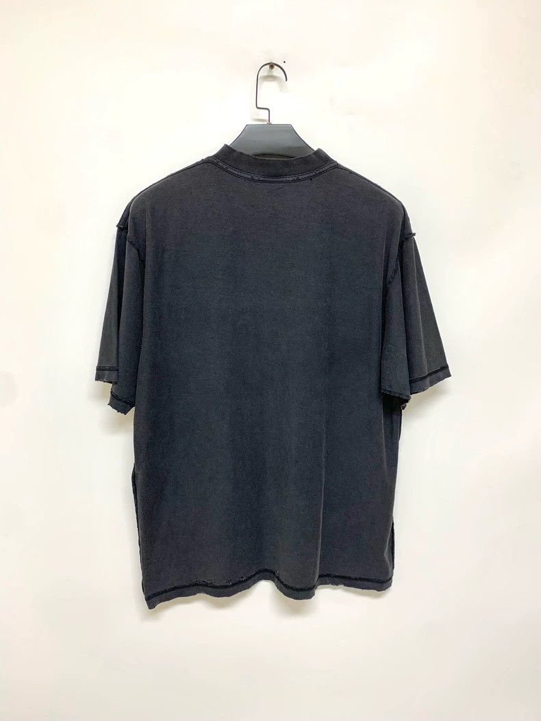 Balenciaga Balenciaga Letter Logo Short Sleeve Size S Size US S / EU 44-46 / 1 - 8 Thumbnail