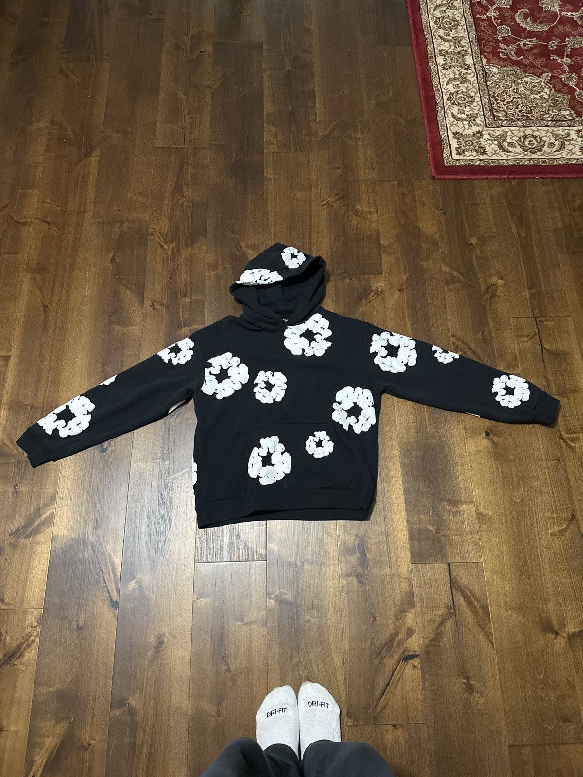 DENIM TEARS Denim Tears “The Cotton Wreath” Sweatshirt “Black” Size US XL / EU 56 / 4 - 1 Thumbnail