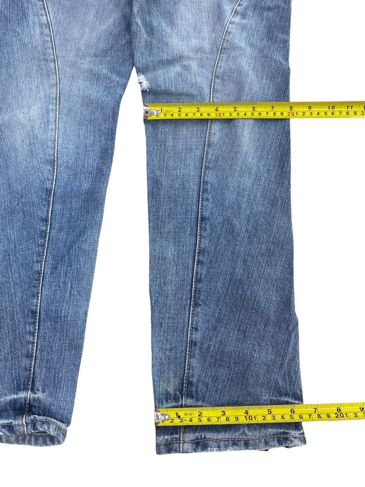 Japanese Brand Japanese Brand Double Waist Style Twist Leg Jeans Size US 30 / EU 46 - 8 Thumbnail
