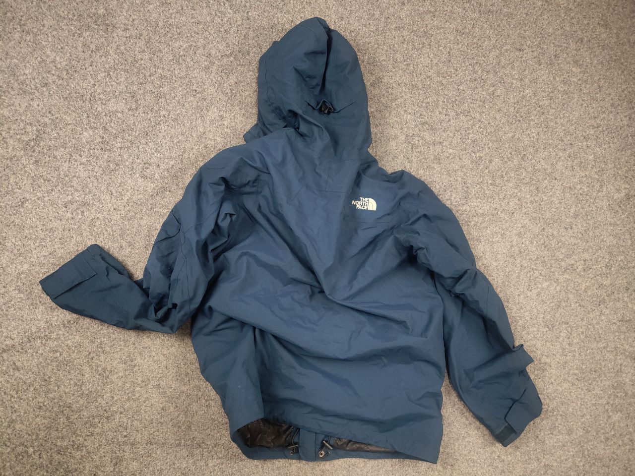 The North Face Vintage The North Face Blue HyVent Hooded Zip Ski Jacket Y2K Size US S / EU 44-46 / 1 - 11 Thumbnail