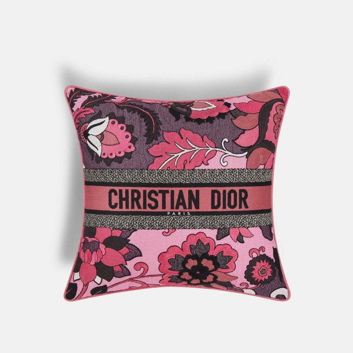 o1bcso1str0125 Pillow in Pink & Multicolor