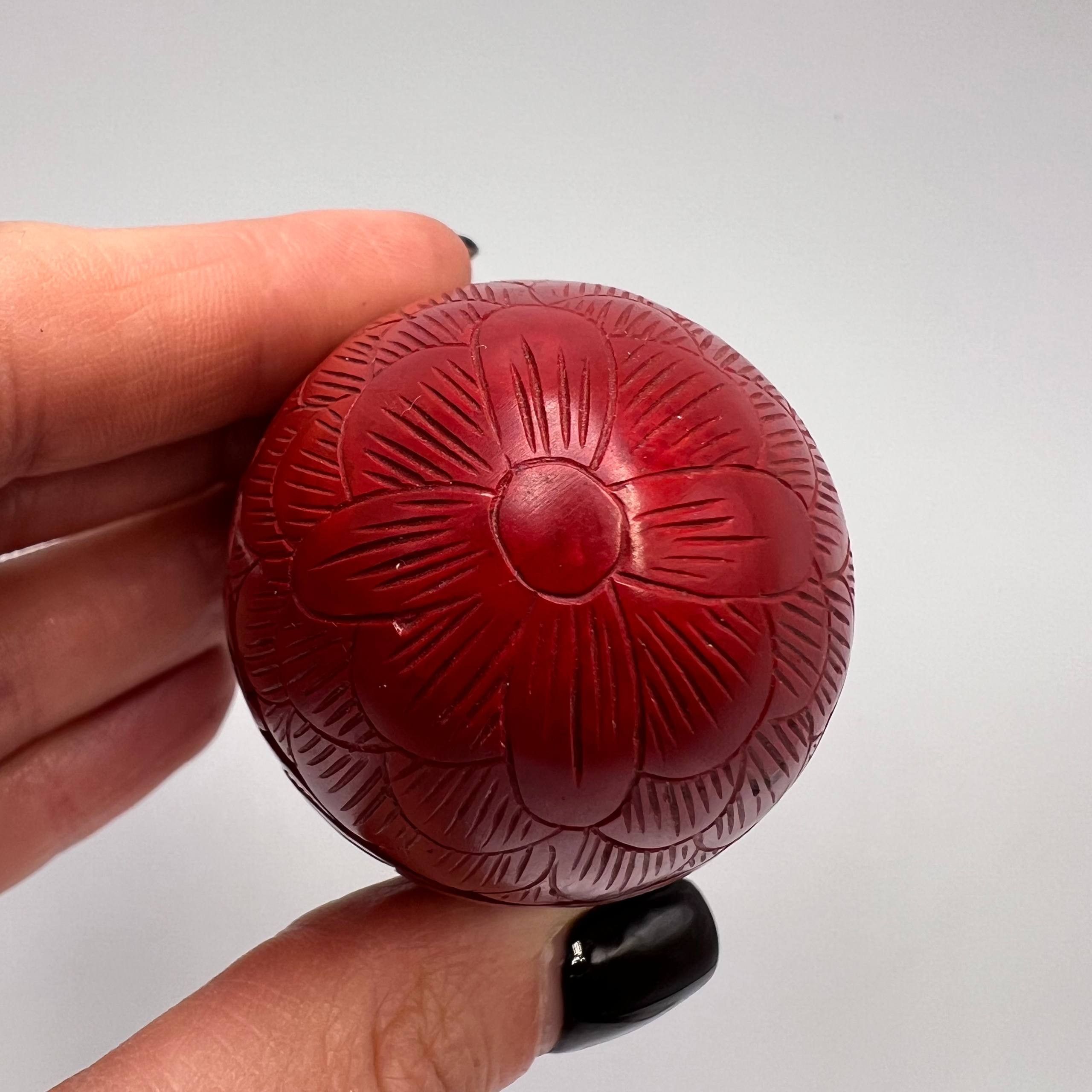 Vintage Vintage Chinese Red Carved Wooden Egg Cinnabar Style Floral Size ONE SIZE - 8 Thumbnail
