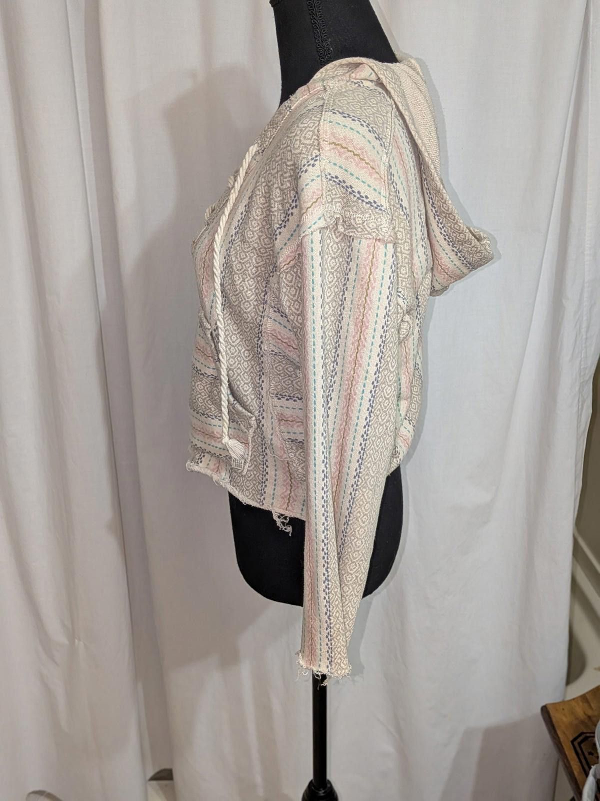 Billabong VTG Y2K Billabong Pastel Baja Distressed Rope Lace Up Hoodie Size XS / US 0-2 / IT 36-38 - 3 Thumbnail