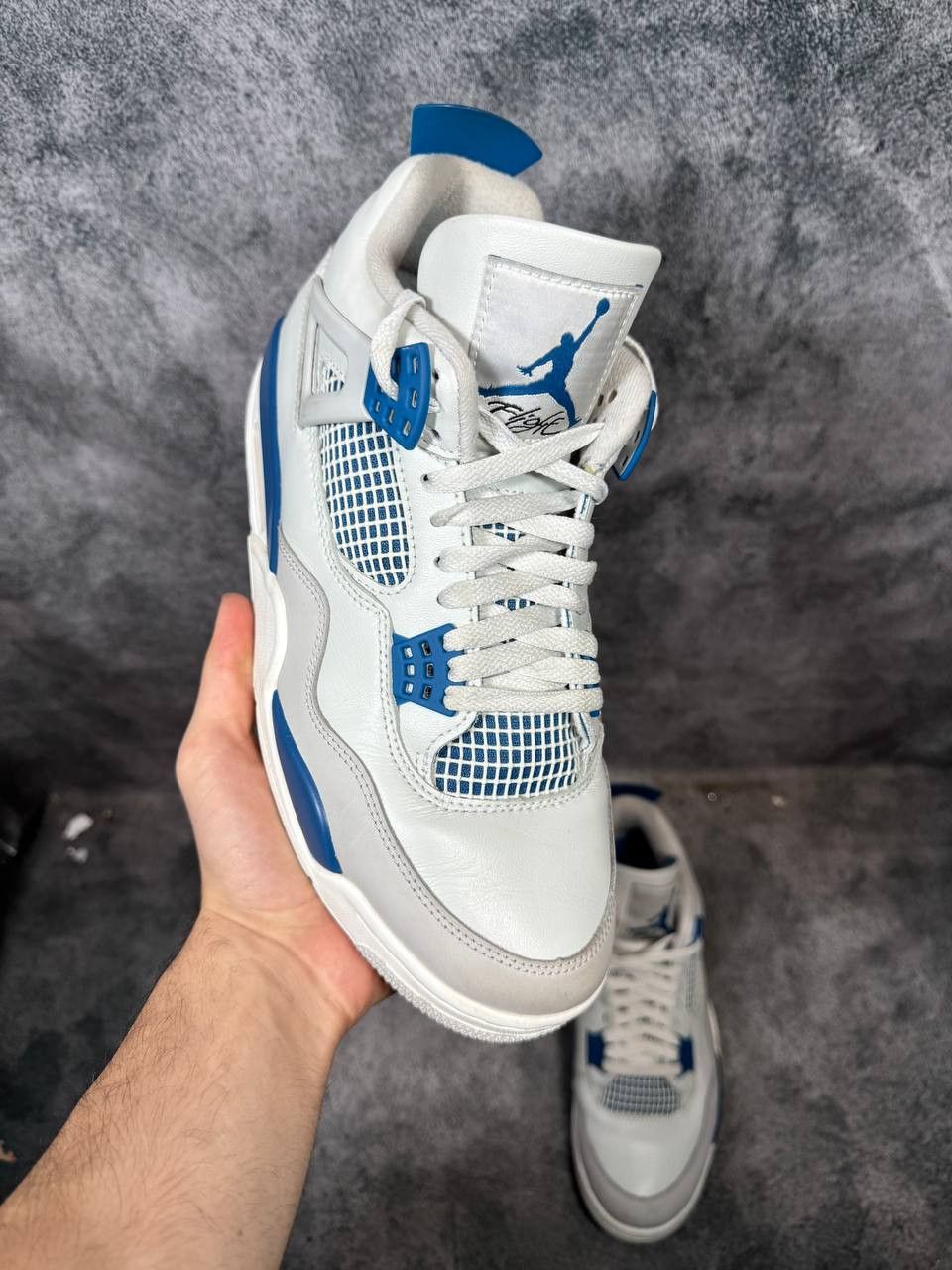 Jordan Brand Size 10 | Jordan 4 Military Blue No Box | Pre-Owned Size US 10 / EU 43 - 1 Thumbnail