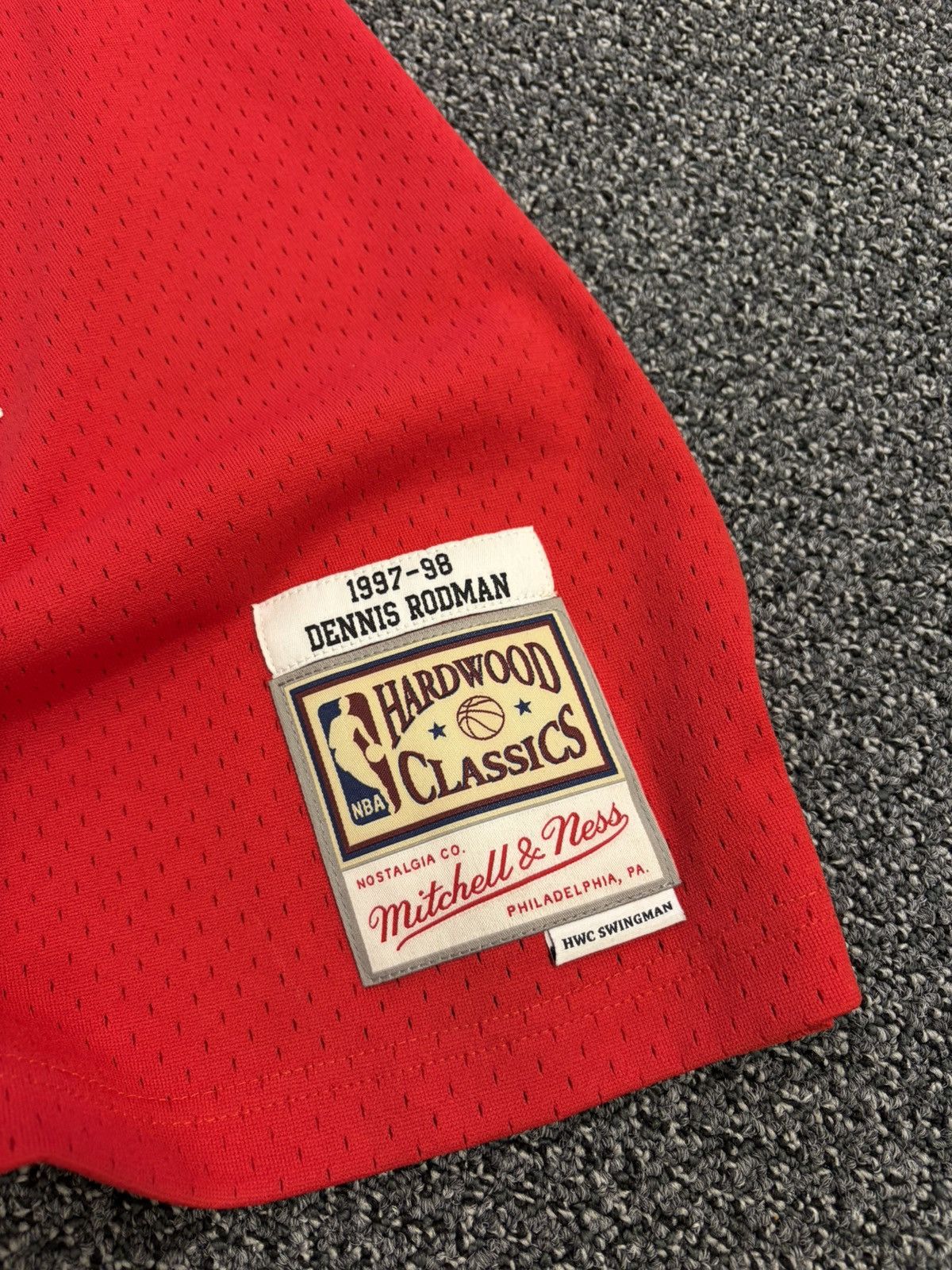 Mitchell & Ness Mitchell & Ness x Hardwood Classics Bulls D. Rodman Jersey Size US M / EU 48-50 / 2 - 5 Thumbnail