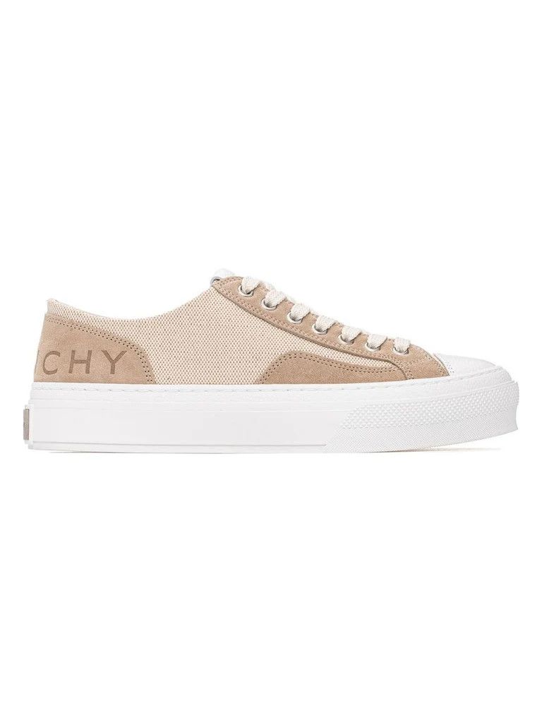 o1w1db10525 City Low Top Sneakers in White