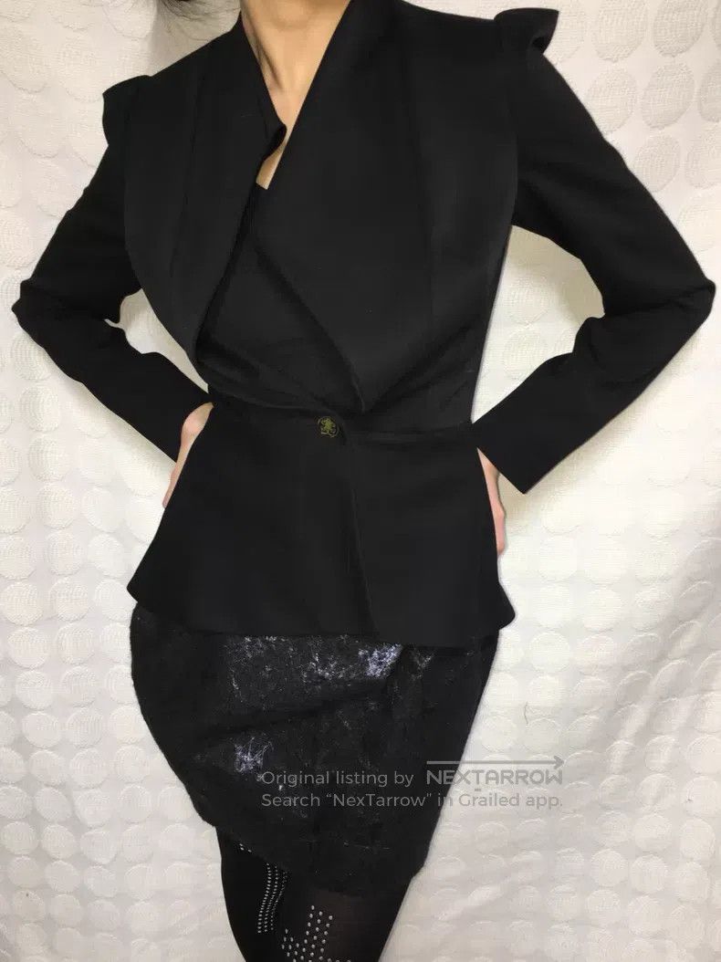 Vivienne Westwood Vivienne Westwood Wool Rare Enamel Irregular Jacket Size XS / US 0-2 / IT 36-38 - 1 Thumbnail