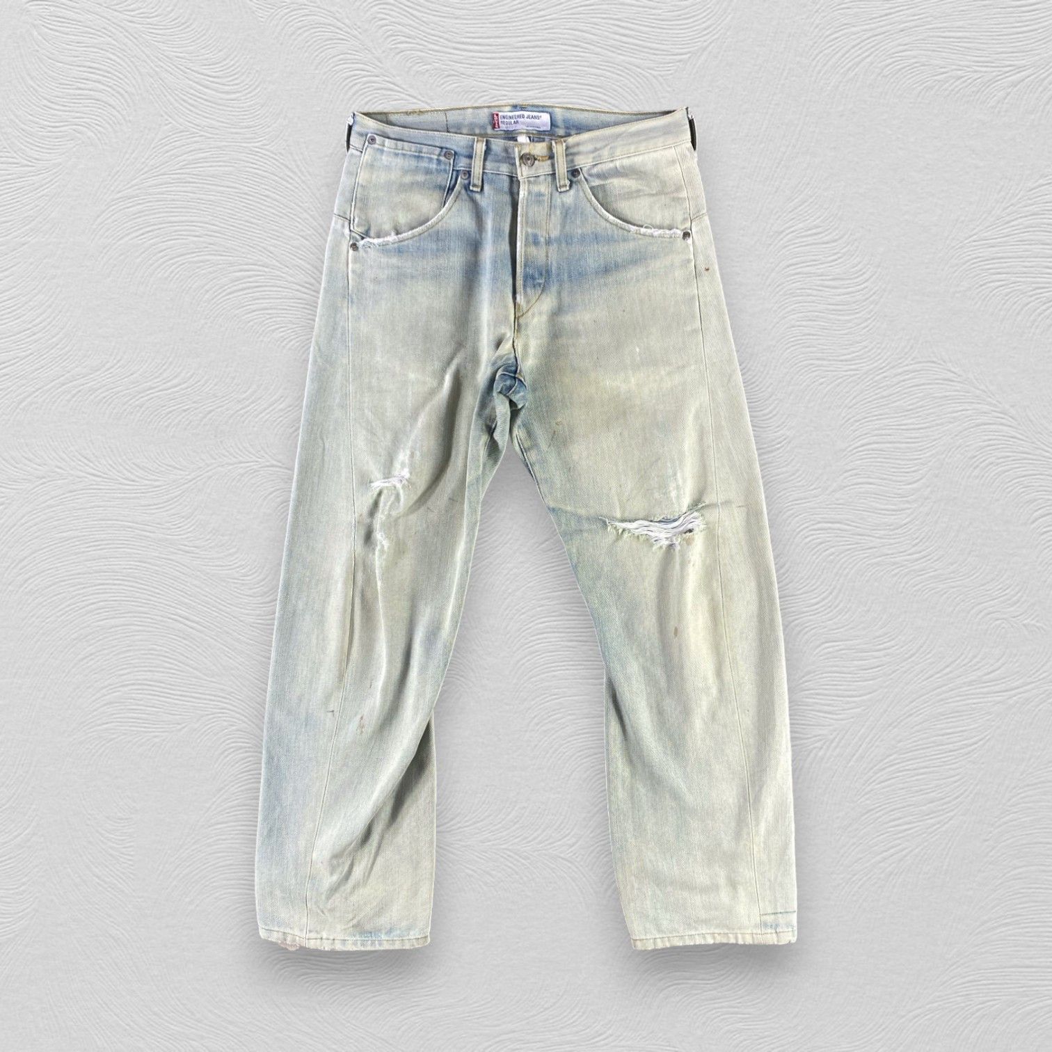 Levi's Vintage Levis Engineeered Jeans Distressed Denim KJ3375 Size US 32 / EU 48 - 1 Thumbnail