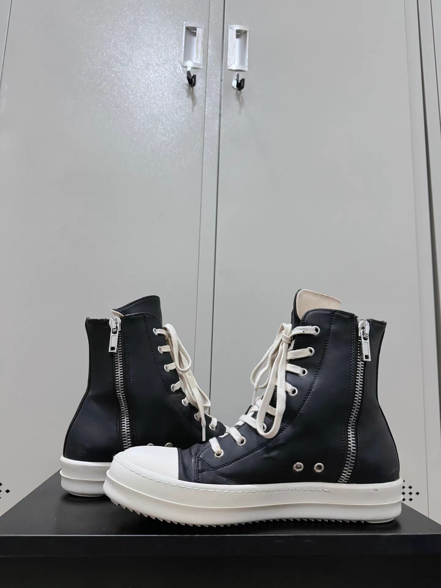 Rick Owens Drkshdw Rick Owens Drkshdw waxed canvas Converse high-top sneakers Size US 8 / EU 41 - 5 Thumbnail