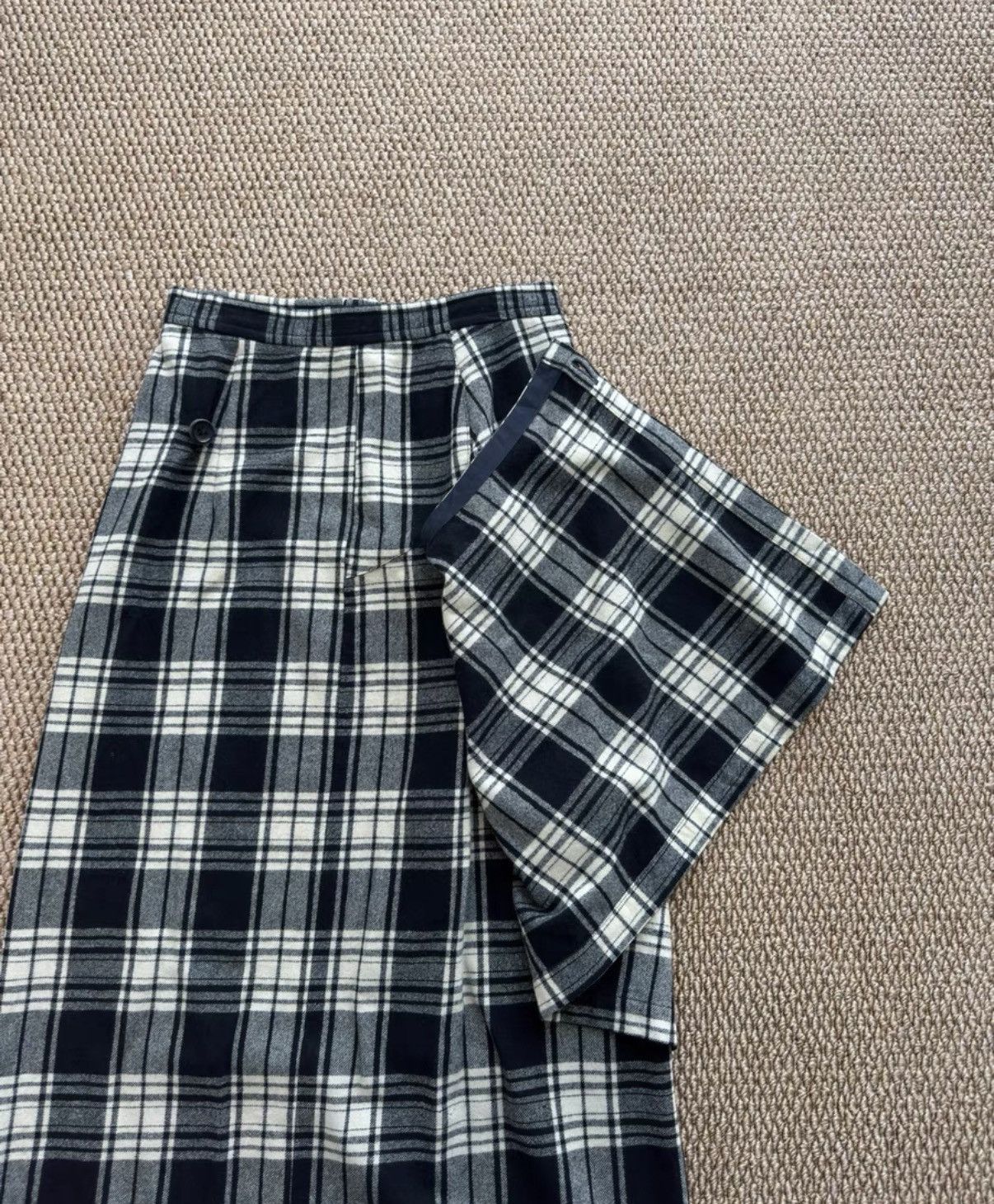 Comme des Garcons Comme des Garçons Deconstructed Plaid Wool Skirt K23 Size 26" / US 2 / IT 38 - 3 Thumbnail