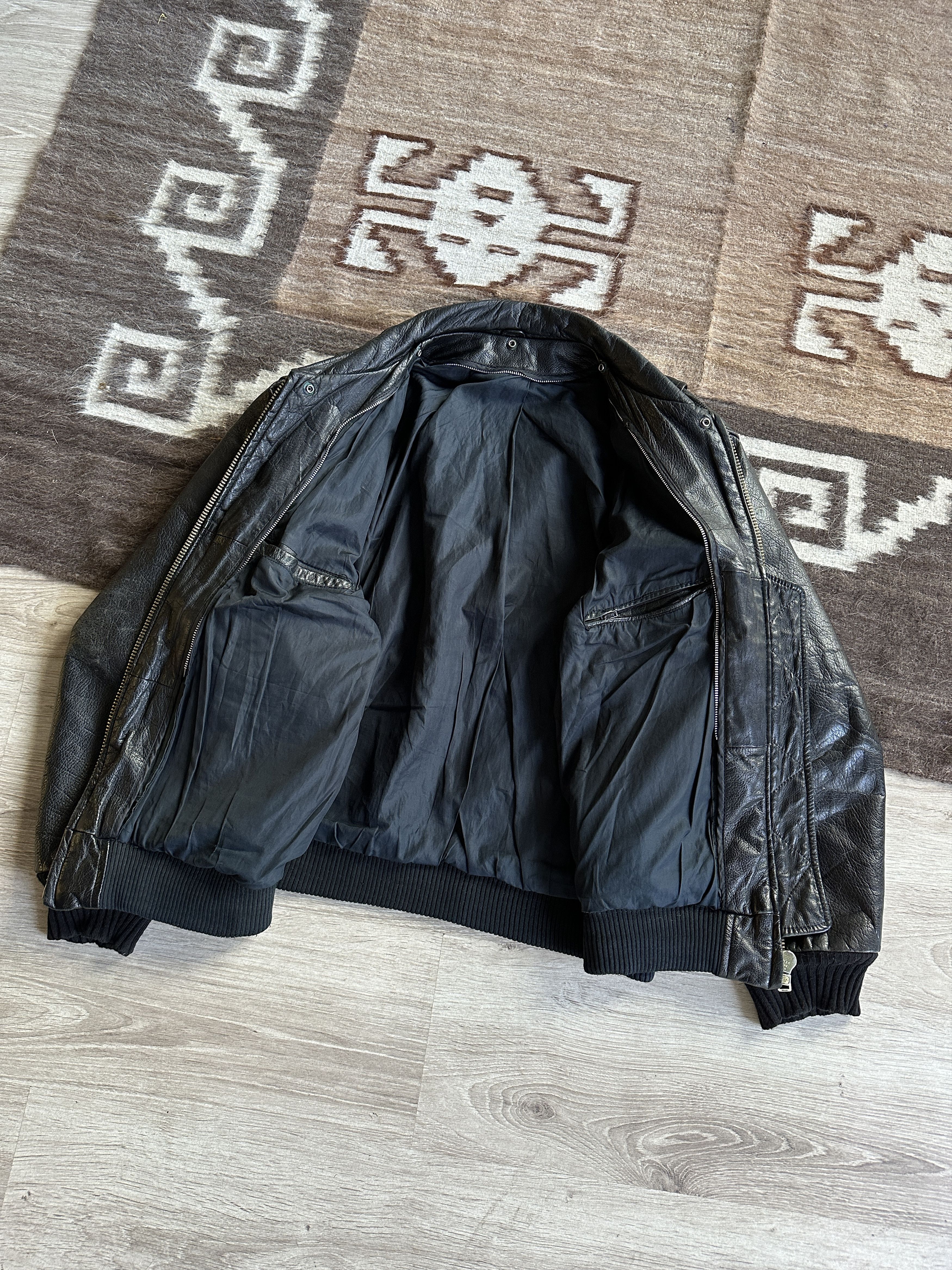 Vintage Vintage Leather Aviator Bomber Jacket 7863AC Size US L / EU 52-54 / 3 - 5 Thumbnail