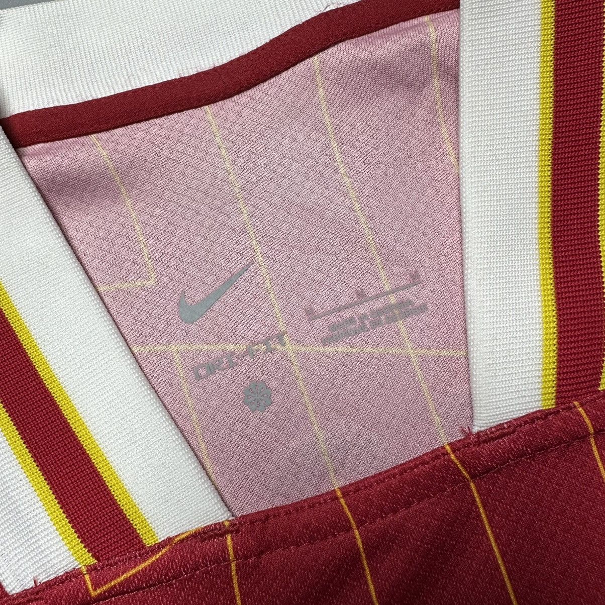 Nike LIVERPOOL NIKE 2024/2025 SOCCER HOME JERSEY #20 DIOGO JOTA Size US M / EU 48-50 / 2 - 6 Thumbnail