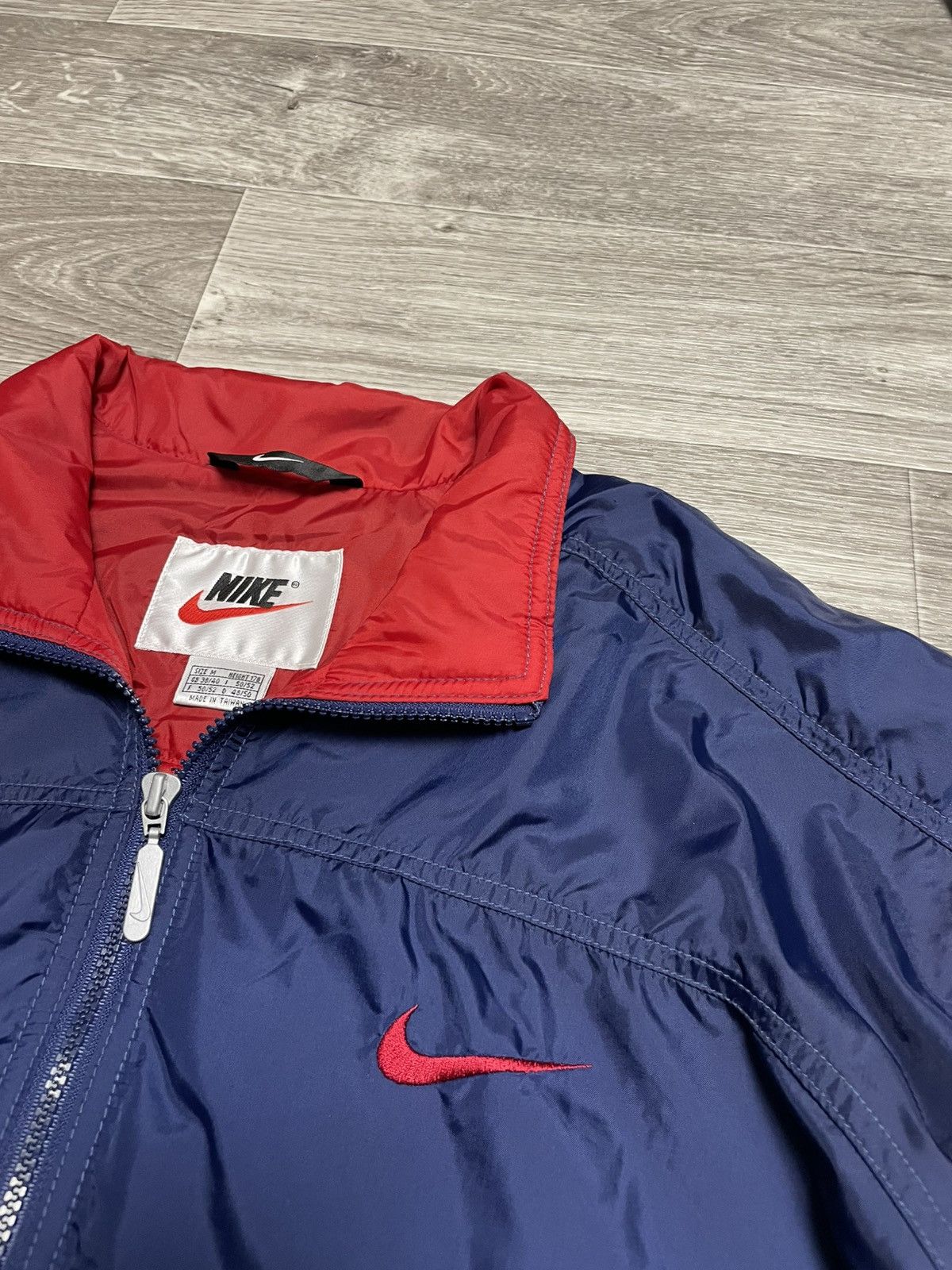 Nike Vintage 90s Nike Big Swoosh Logo Nylon Jacket Size US M / EU 48-50 / 2 - 13 Thumbnail