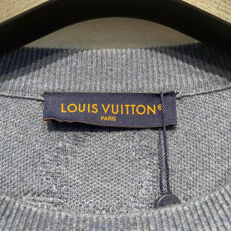 Louis Vuitton Louis Vuitton SS25 three-flower flocked sweater Size US XL / EU 56 / 4 - 4 Thumbnail