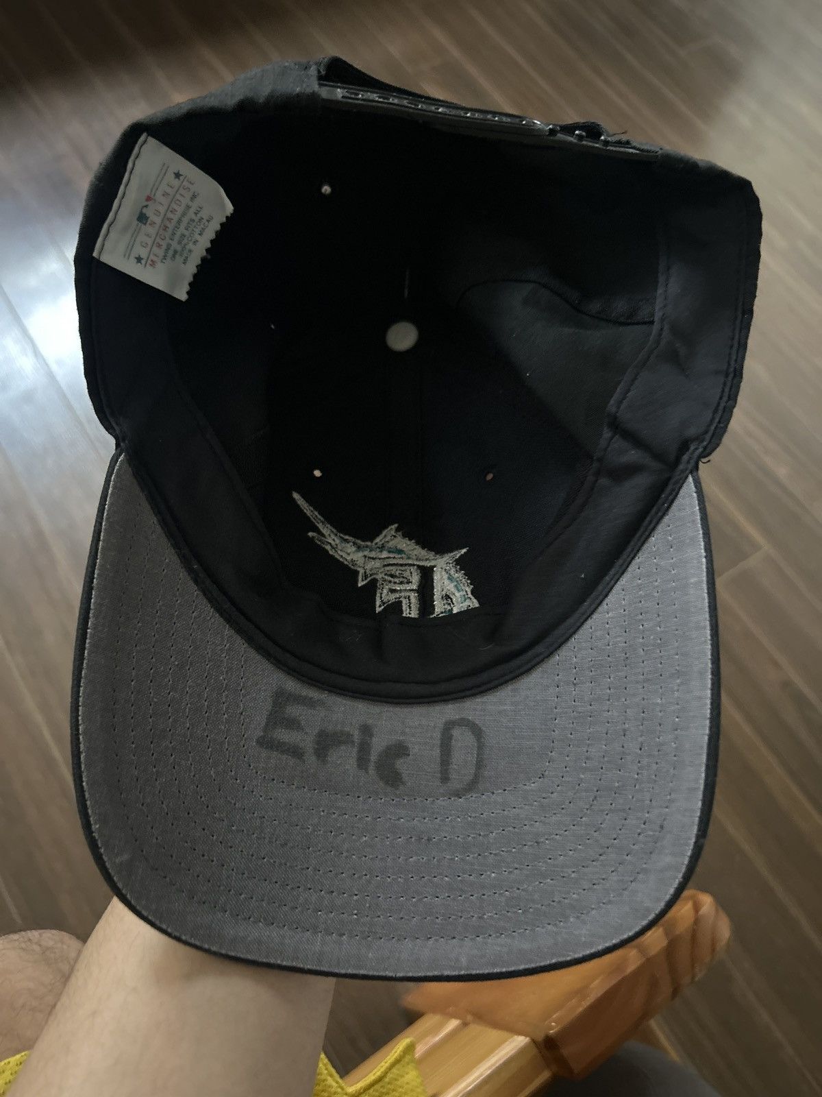 MLB Florida Marlins mlb black hat! Size ONE SIZE - 4 Thumbnail
