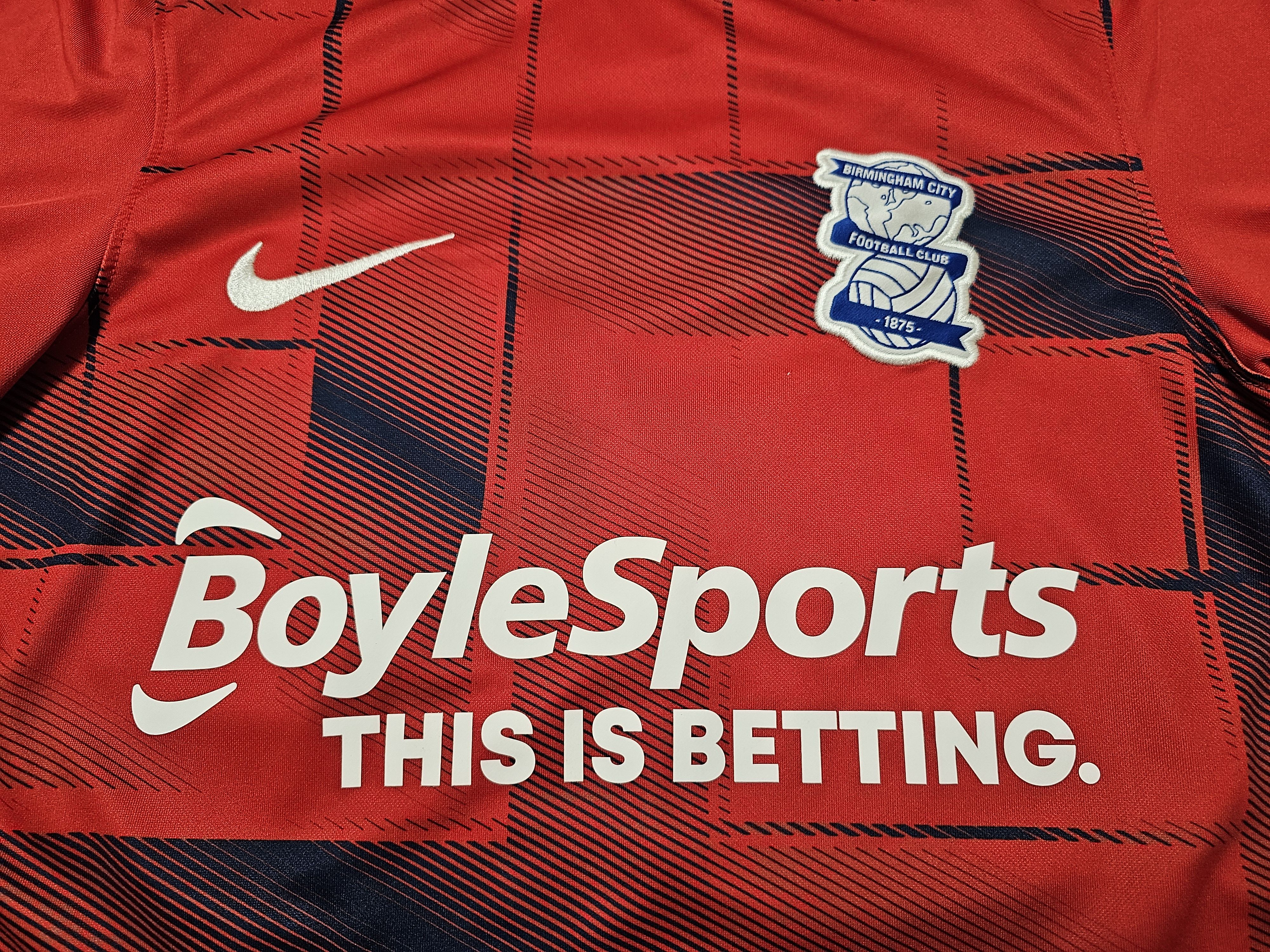 Nike BIRMINGHAM CITY 2022 2023 AWAY FOOTBALL JERSEY SOCCER JERSEY Size US S / EU 44-46 / 1 - 3 Thumbnail