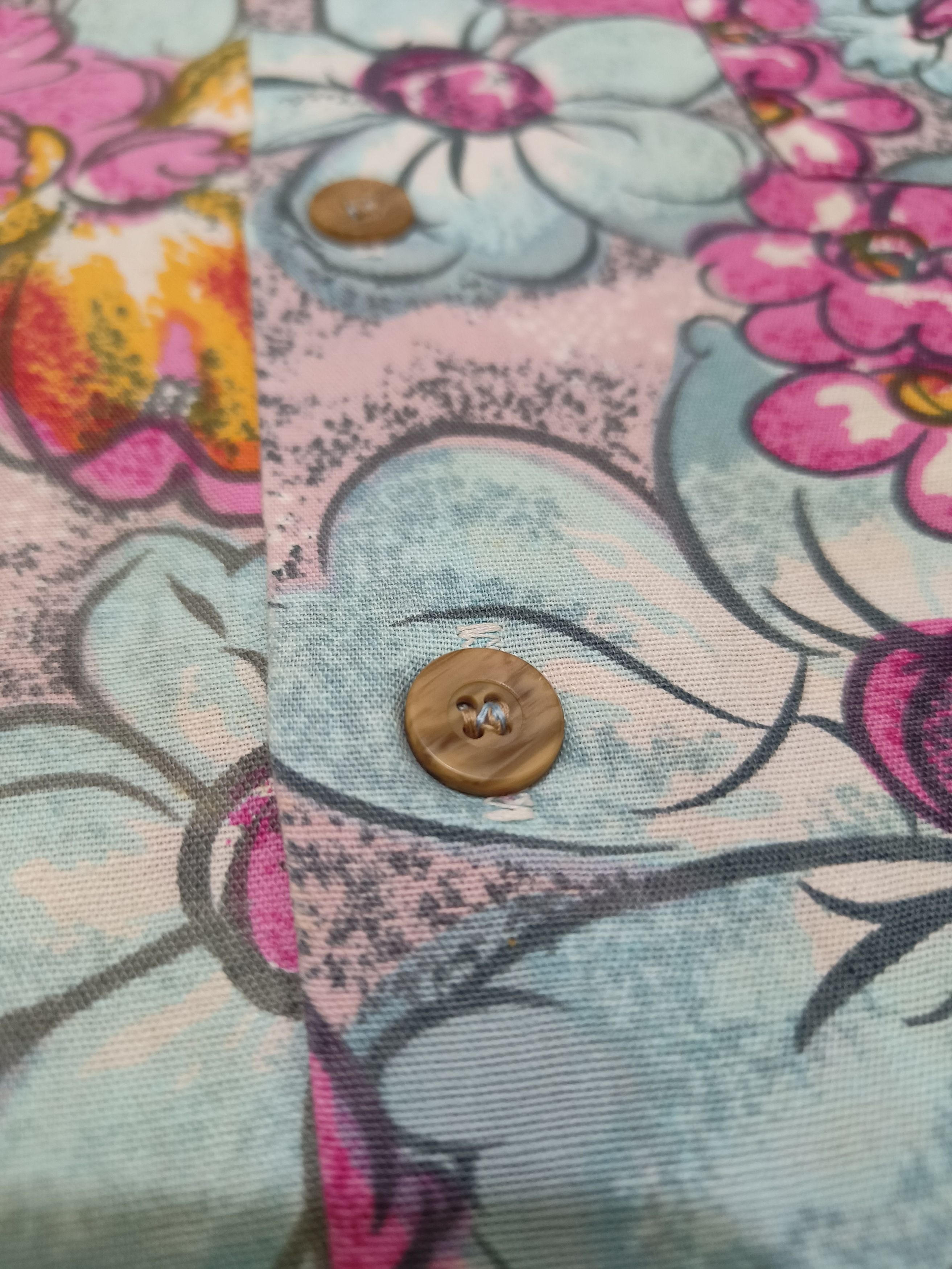 Vintage Beautiful Vintage 50s K Mart Floral Hawaiian Aloha Shirt Size US M / EU 48-50 / 2 - 4 Thumbnail