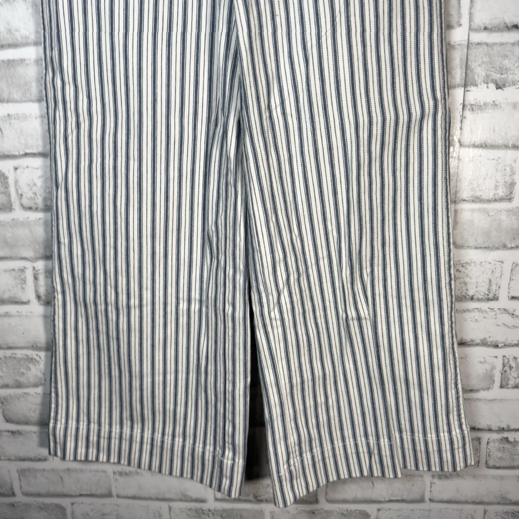 Madewell MADewell Blue Pinstripe Capri Pants Women's Wide-Leg Casual Size 26x25 Size 26" / US 2 / IT 38 - 3 Thumbnail