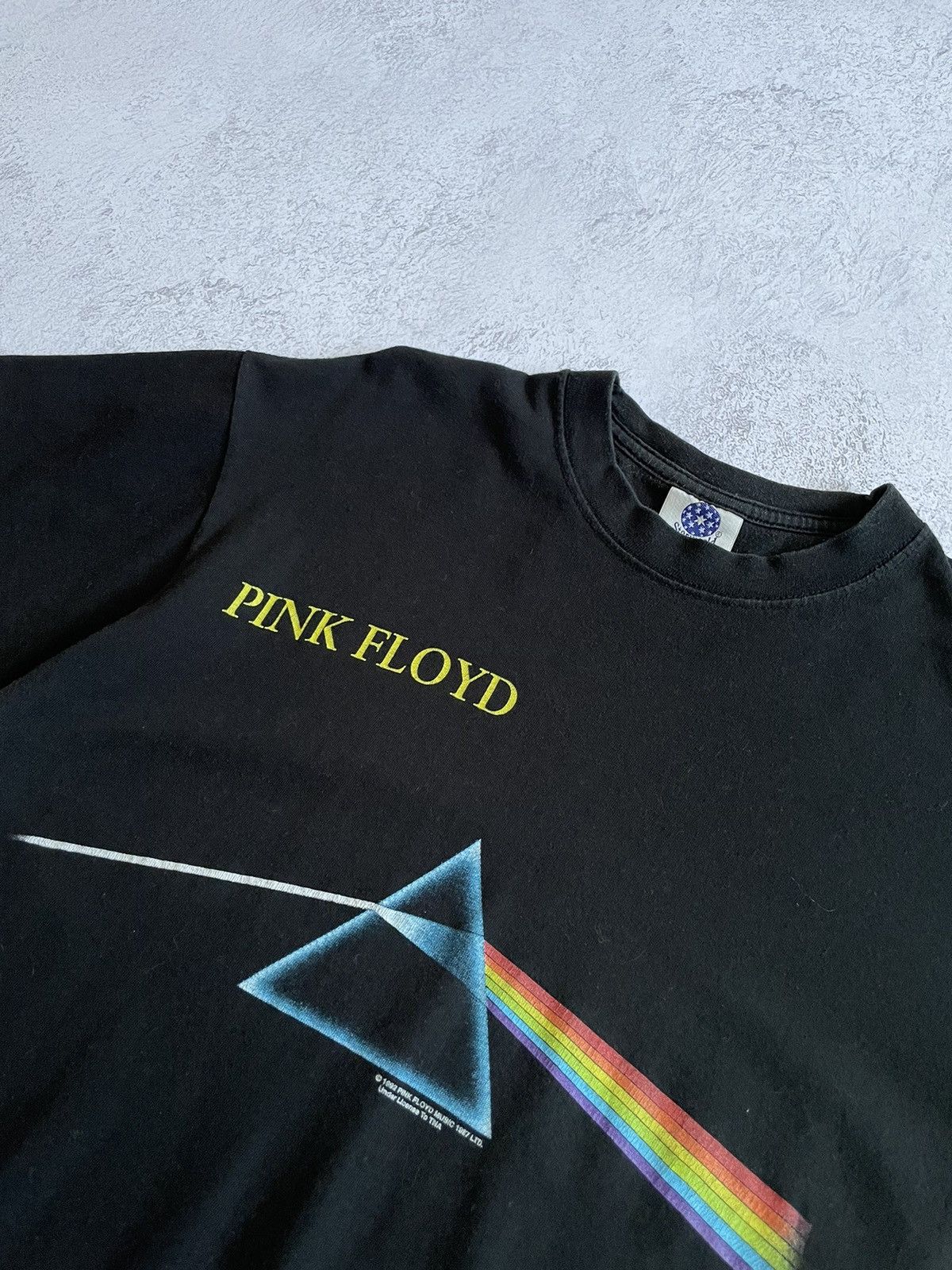 Band Tees Vintage 1992 Pink Floyd Dark Side of the Moon Tee M Size US M / EU 48-50 / 2 - 2 Thumbnail