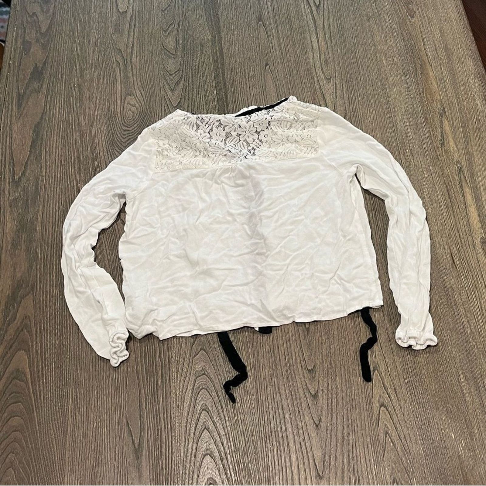 Vintage Papaya White Black Button Front Tie Neck Lace Blouse Size M Size M / US 6-8 / IT 42-44 - 4 Thumbnail