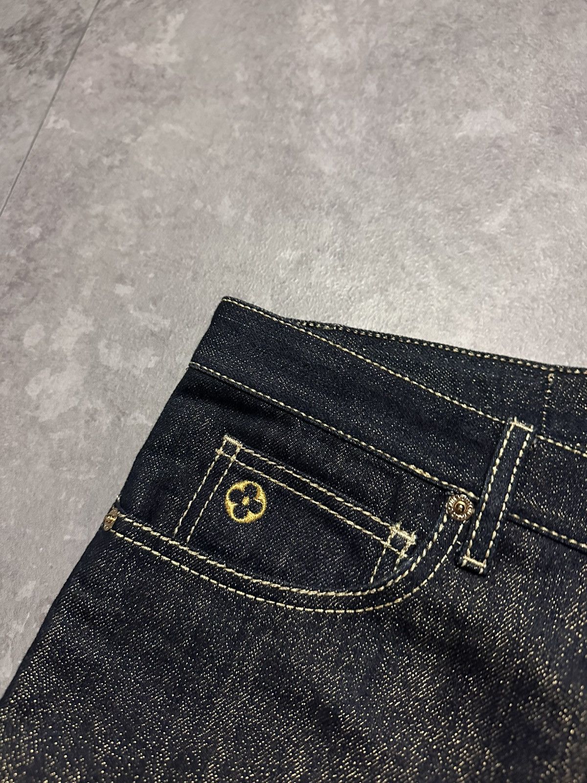 Louis Vuitton Louis Vuitton Denim Pants Size 42" / US 20 - 15 Thumbnail
