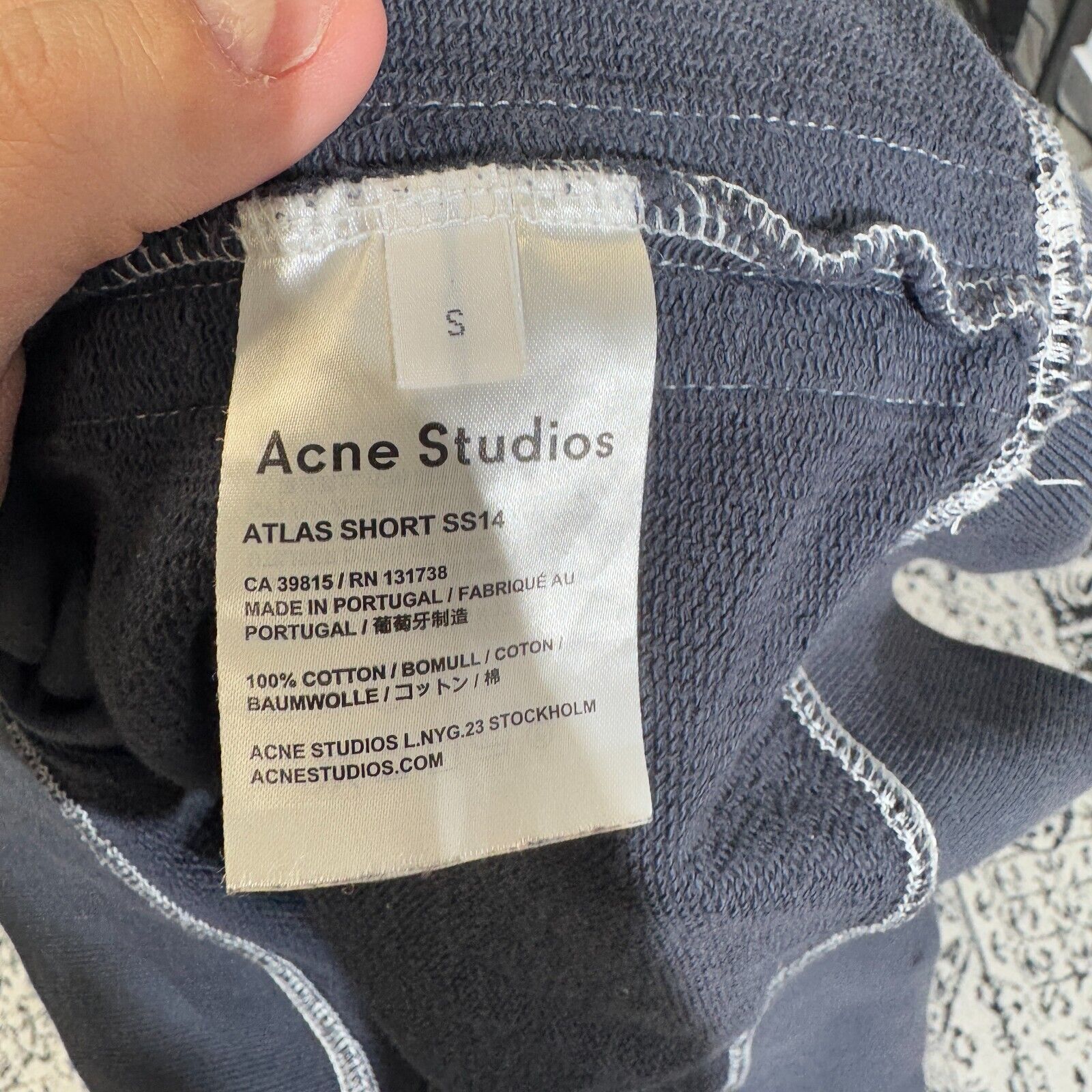Vintage Acne Navy Blue Cotton Vest Sweatshirt Size L Y2k Runway Size US L / EU 52-54 / 3 - 7 Thumbnail
