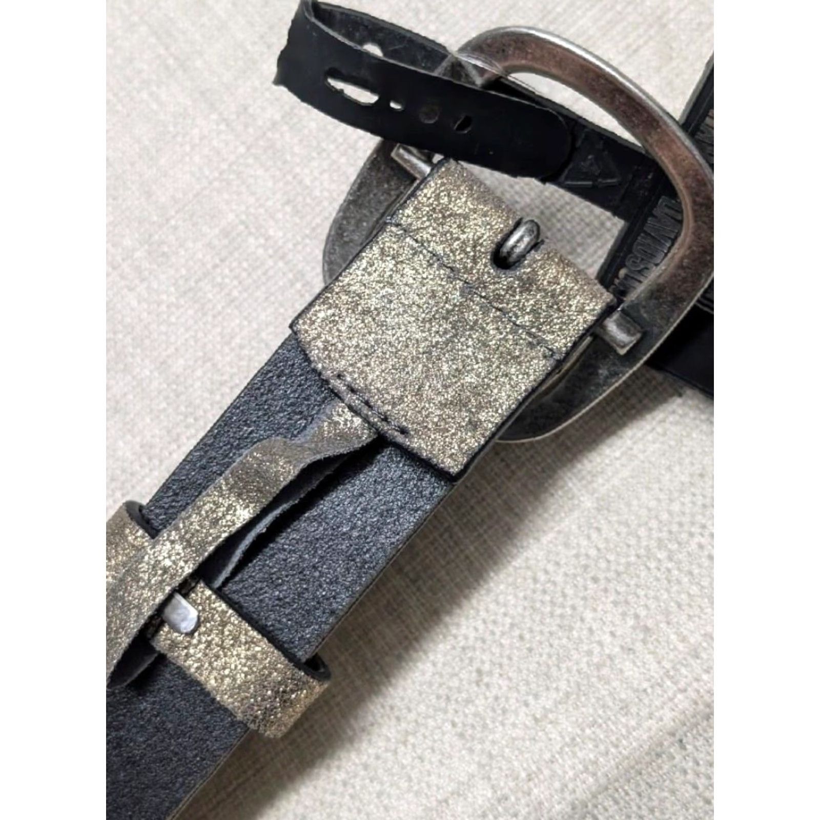 Harley Davidson VINTAGE Harley-Davidson leather belt 34 black gold TANK GIRL belt Unisex Adults Leather Belt Pattern Spellout 34 Men Women Size 34 - 4 Thumbnail