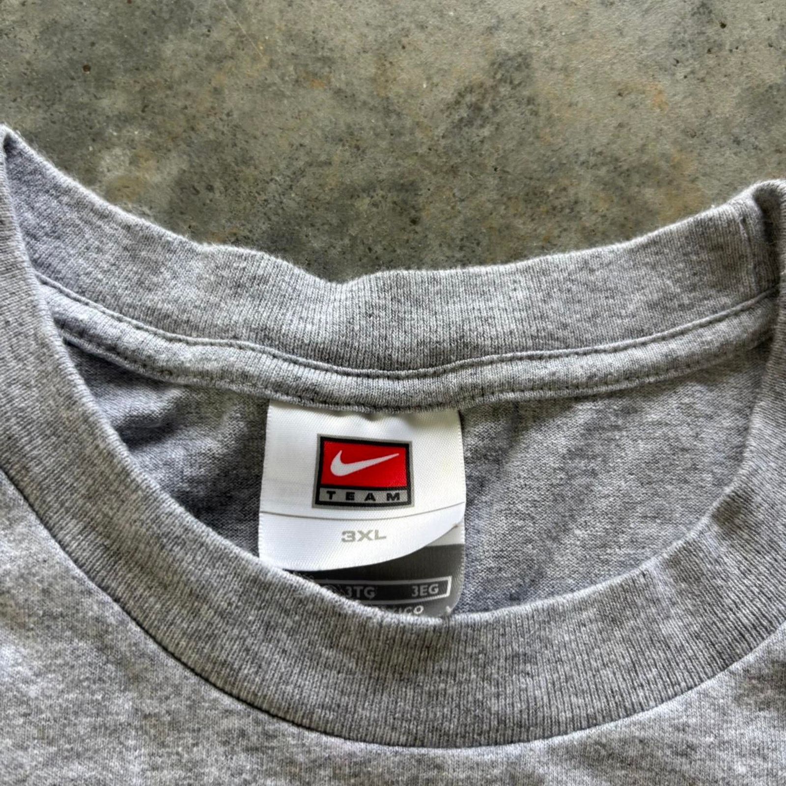 Nike × Vintage 90s Nike Basketball T-shirt Size US XXL / EU 58 / 5 - 5 Thumbnail