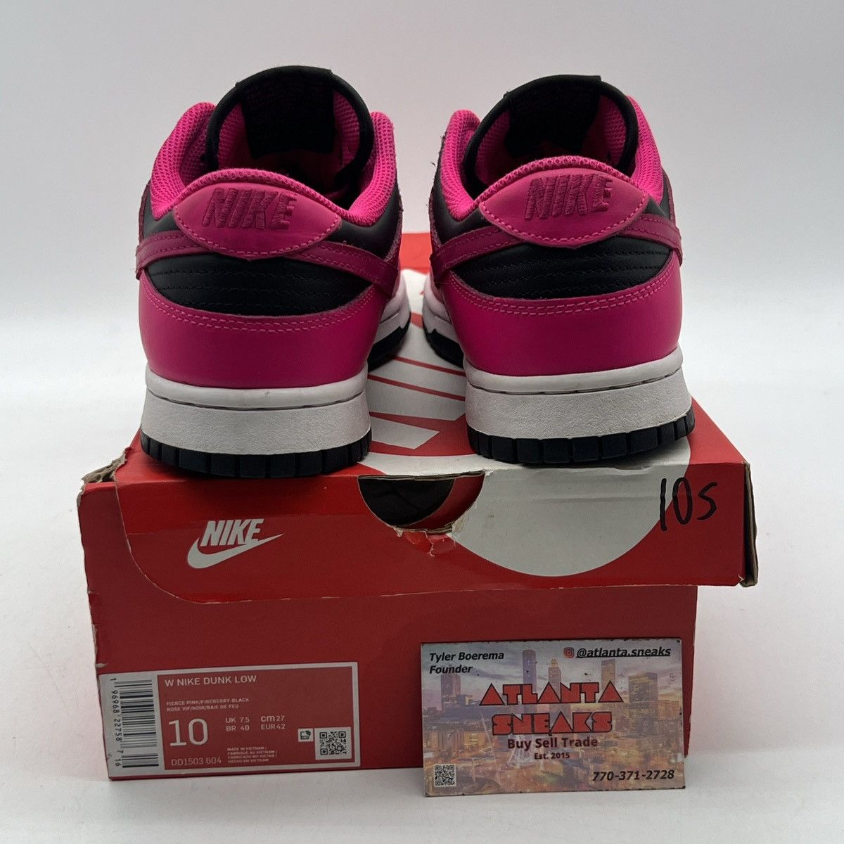 Nike Wmns dunk low fierce pink black Size US 10 / EU 43 - 3 Thumbnail