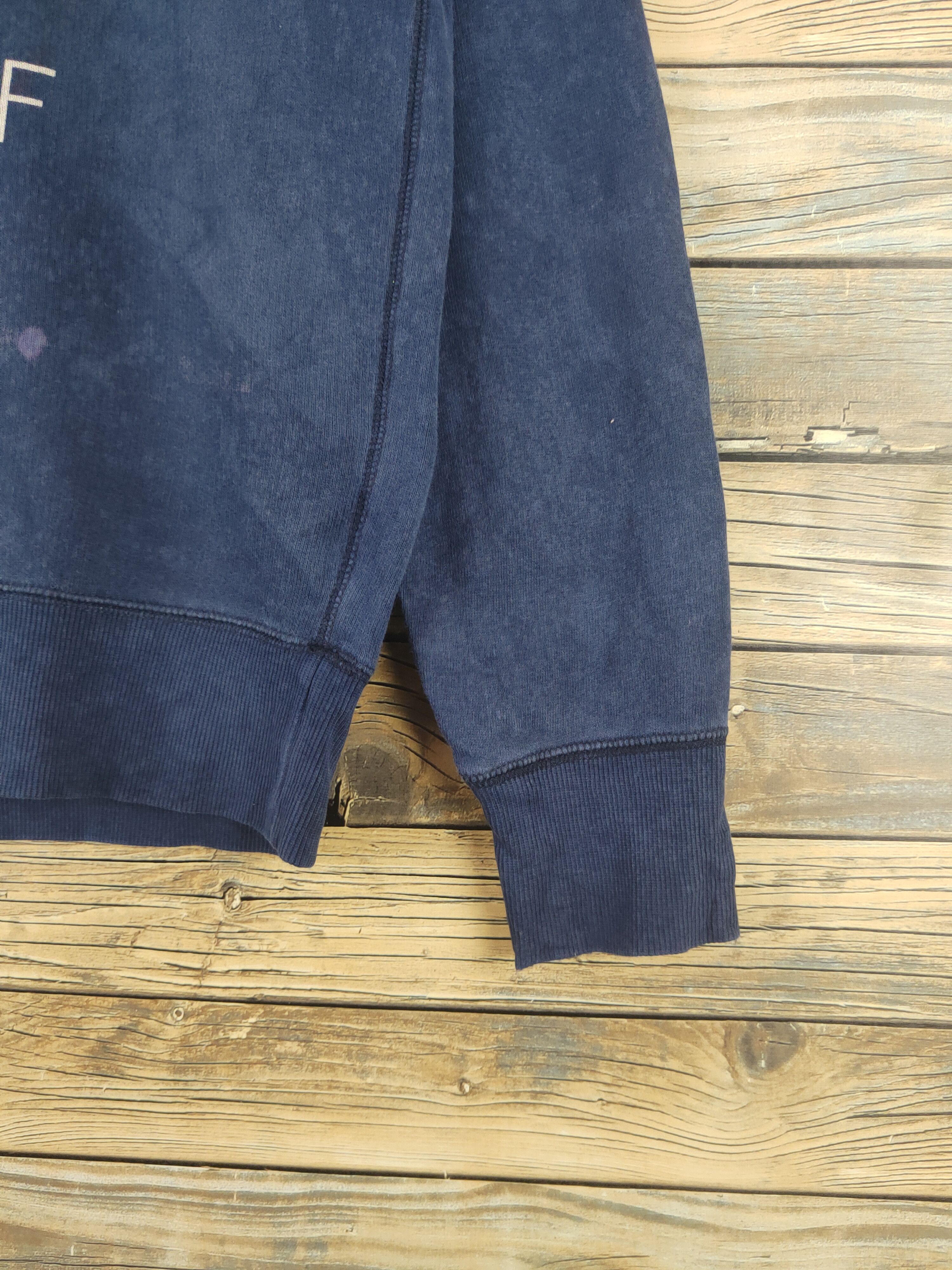 Uniqlo DL Uniqlo wellen surf Navy Sweatshirts #2726 Size US M / EU 48-50 / 2 - 7 Thumbnail