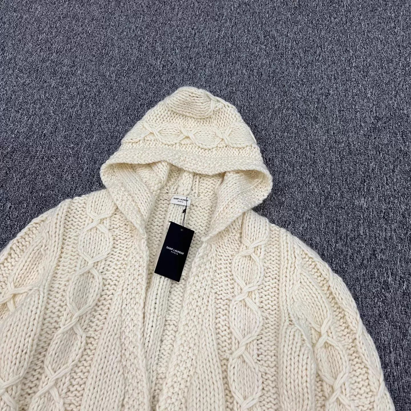 Yves Saint Laurent YSL Ivory Chunky Cable Knit Hooded Cardigan S NWT Size S / US 4 / IT 40 - 3 Thumbnail