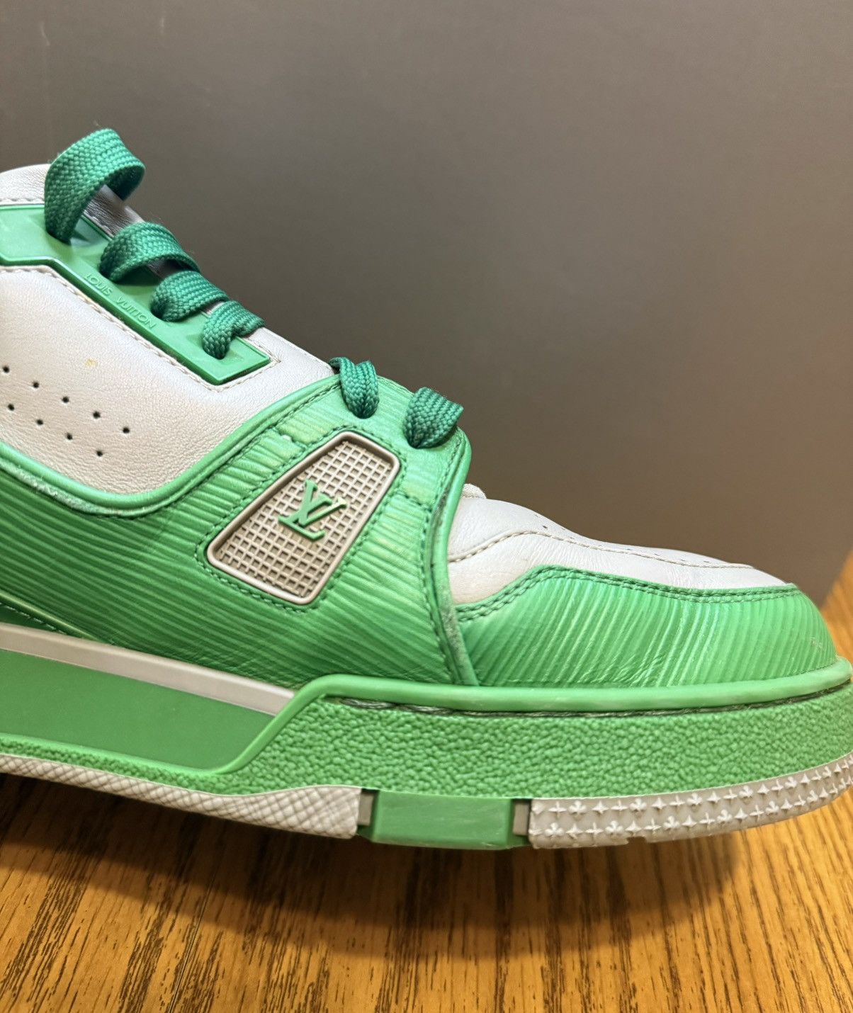 Louis Vuitton Louis Vuittton Trainer Sneaker (Green/Grey) Size US 9 / EU 42 - 10 Thumbnail