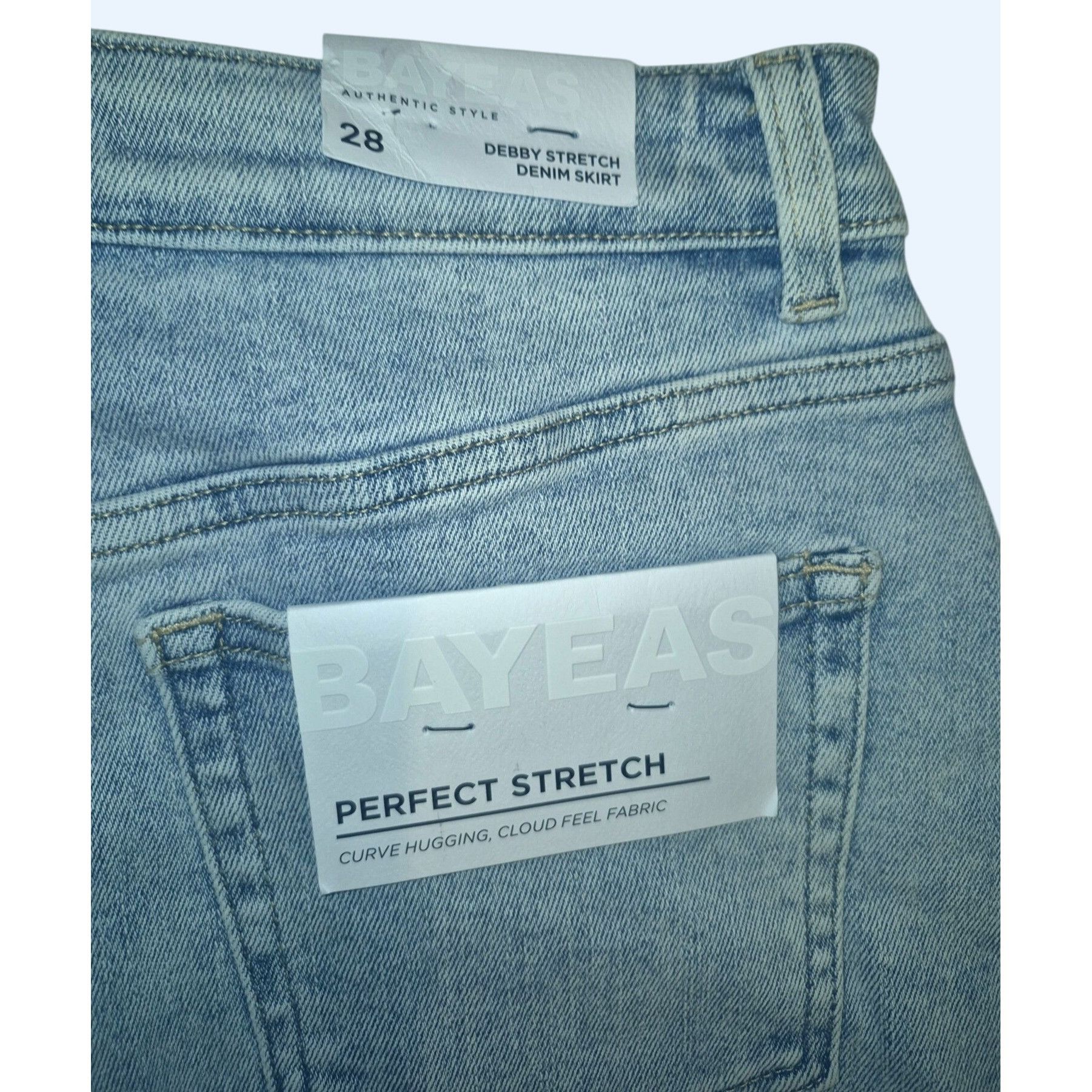 Other Bayeas Womens 6 Light Wash Denim Skirt Perfect Stretch Fraye Size 28" / US 6 / IT 42 - 4 Thumbnail