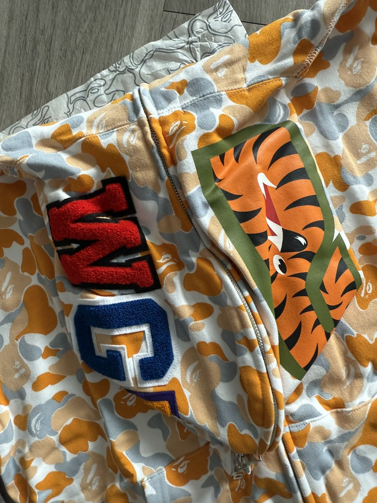 Bape Bape Fukuoka Separate Shark Size US XL / EU 56 / 4 - 7 Thumbnail