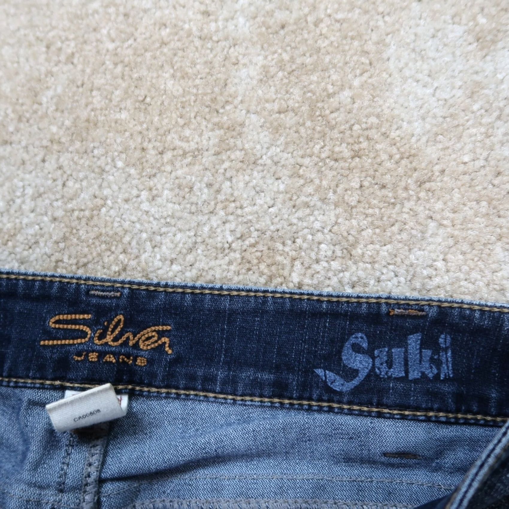 Silver Jeans Co. Silver Jeans Suki Capri Jeans Womens 31 Blue Dark Denim Slim Capris 26 Inseam 5-Pocket Distressed Size 24" / US 00 / IT 34 - 3 Thumbnail