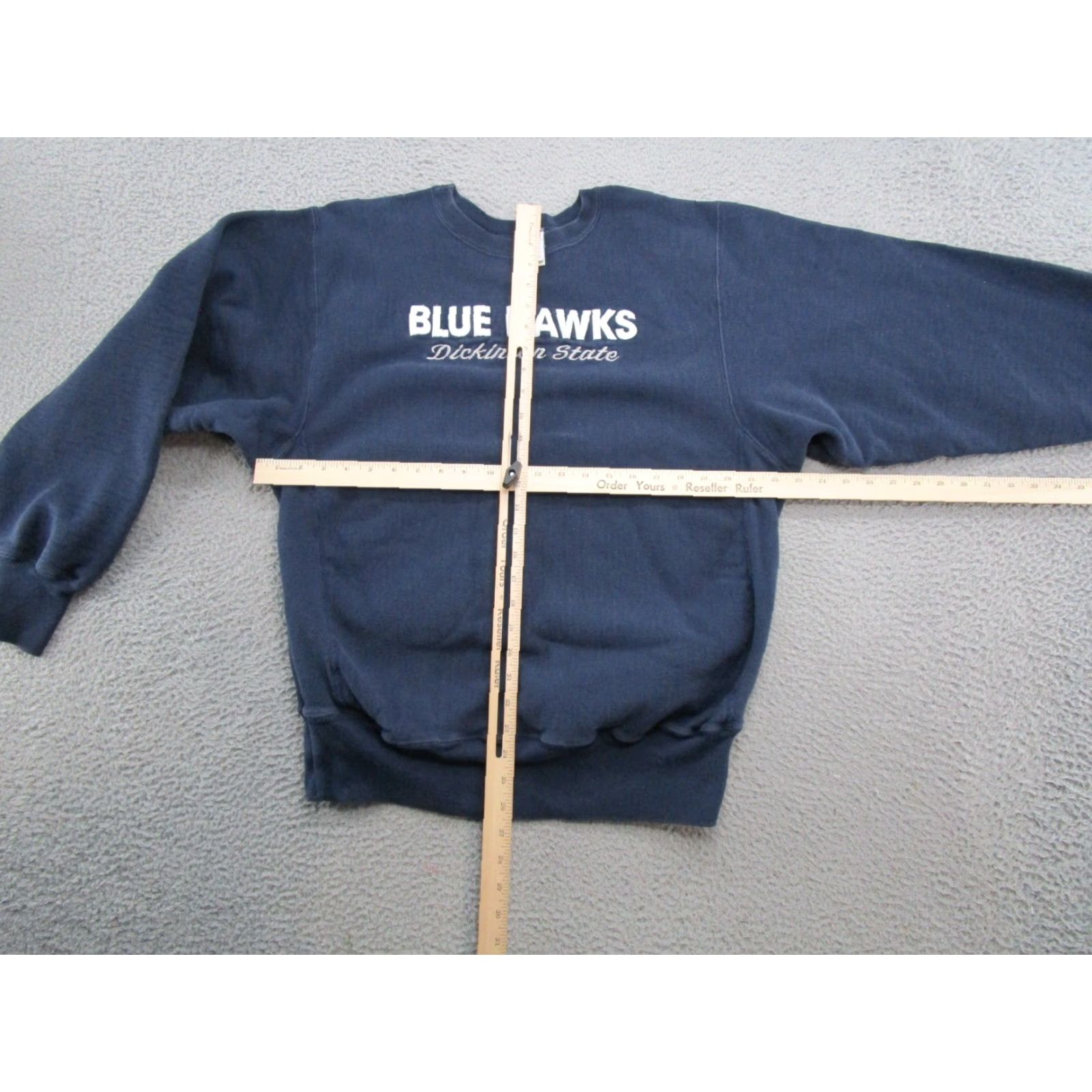 Champion VINTAGE Champion Reverse Weave Dickinson State Blue Hawks Sweatshirt XL Men Blue Pullover Sports Reversible Size US XL / EU 56 / 4 - 4 Thumbnail