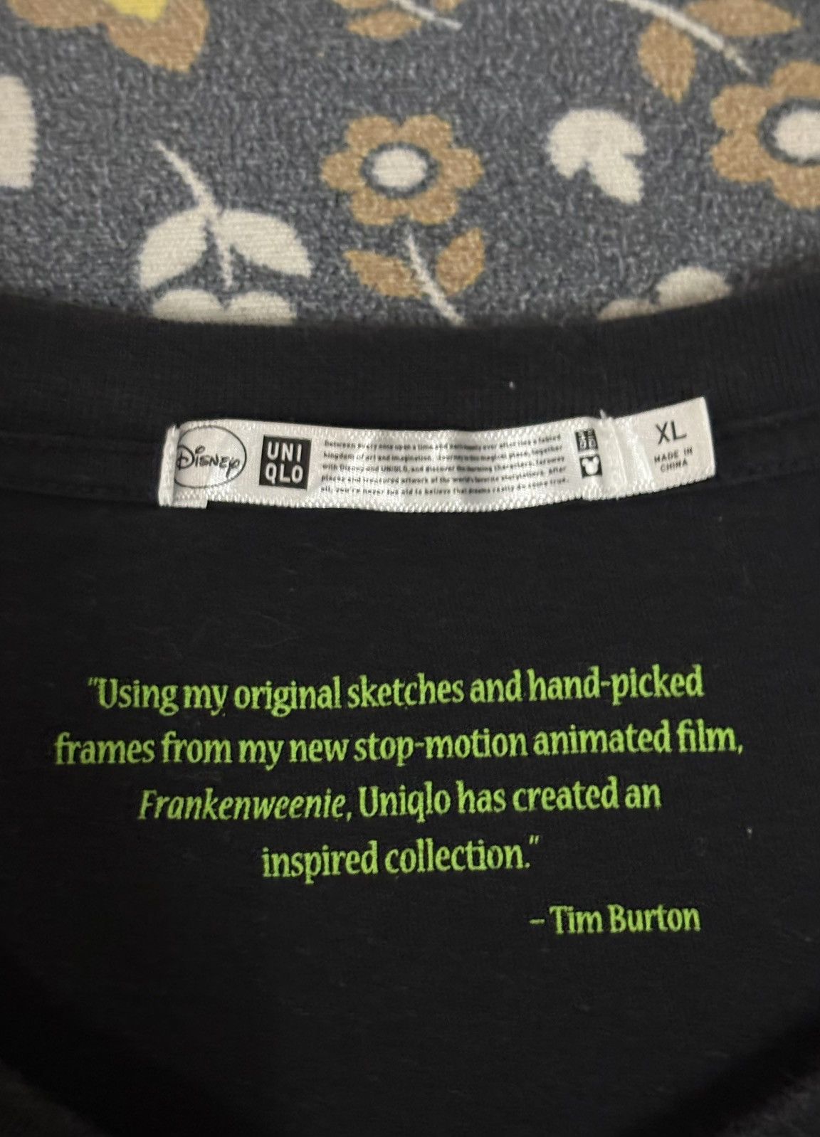 Disney × Uniqlo FRANKENWEENIE FILM BY TIM BURTON T-Shirt Size US XL / EU 56 / 4 - 5 Thumbnail