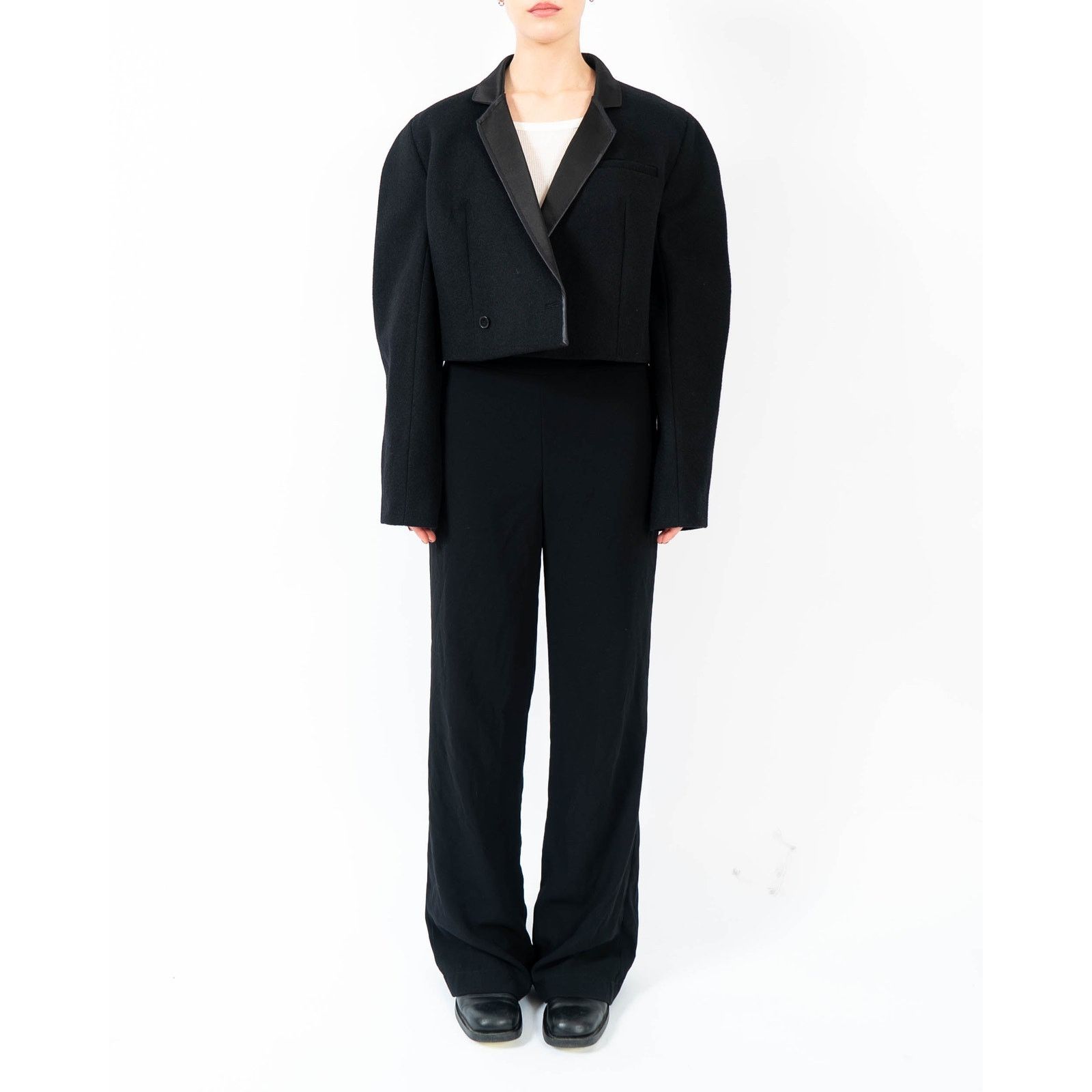 Haider Ackermann FW19 Cropped Overcoat in Black Wool with Silk Satin Collar Size S / US 4 / IT 40 - 1 Thumbnail