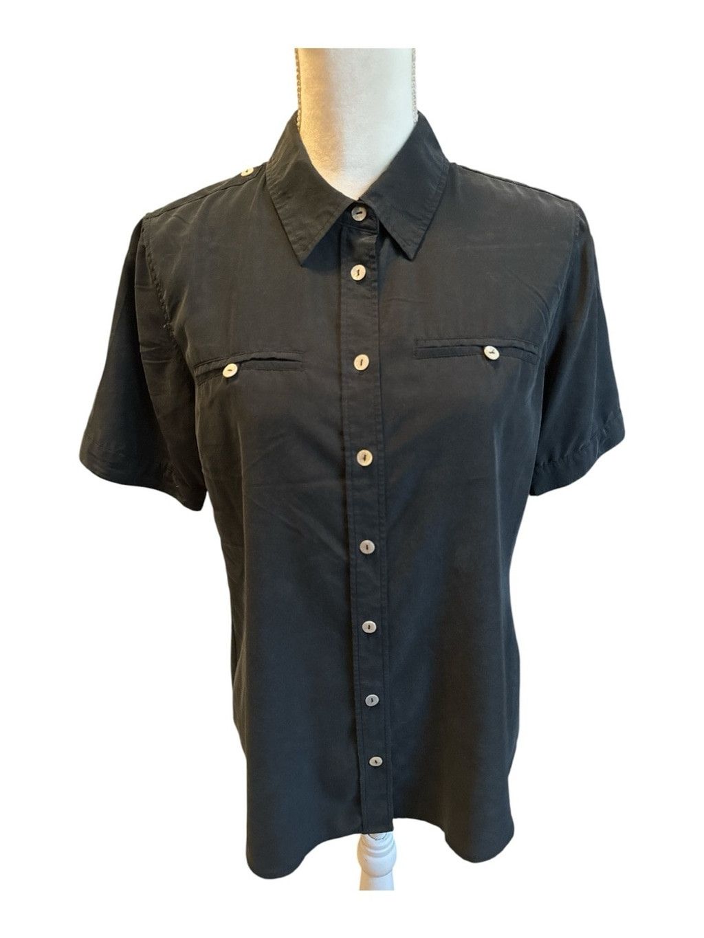 Chicos Vintage Chico's Short-Sleeve Button-Down Shirt #55 Size M / US 6-8 / IT 42-44 - 1 Thumbnail