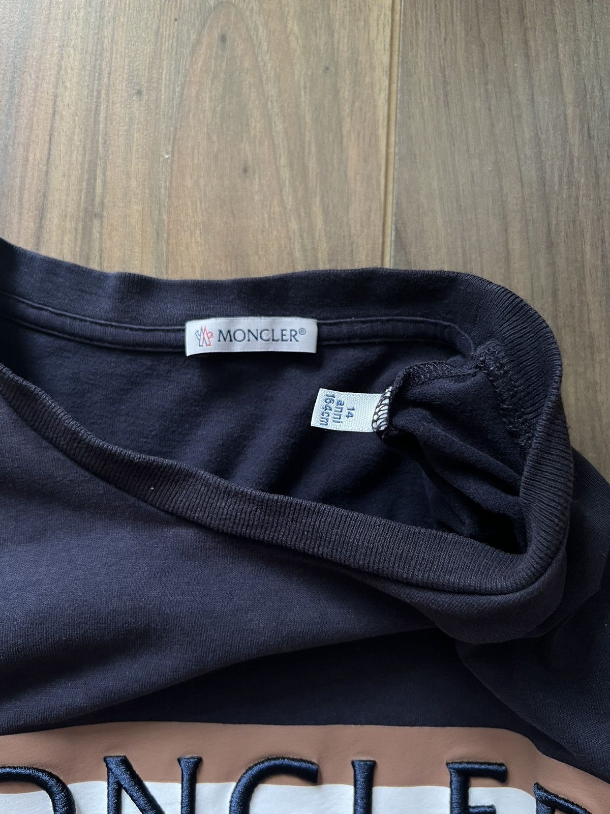 Moncler Moncler Big Logo Tee Size US XS / EU 42 / 0 - 8 Thumbnail
