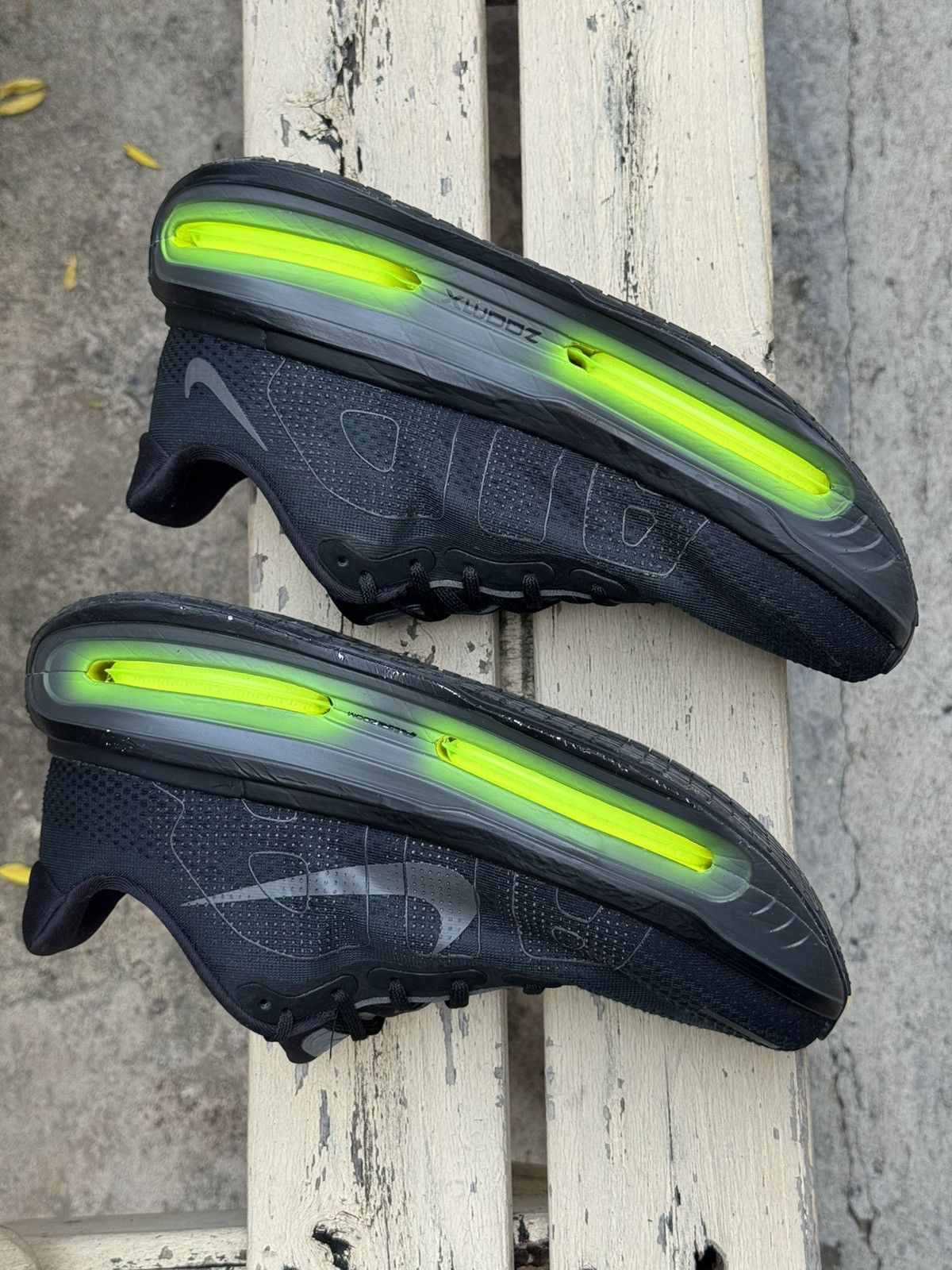 Nike Nike Vomero Premium Shoes Size US 9 / EU 42 - 7 Thumbnail