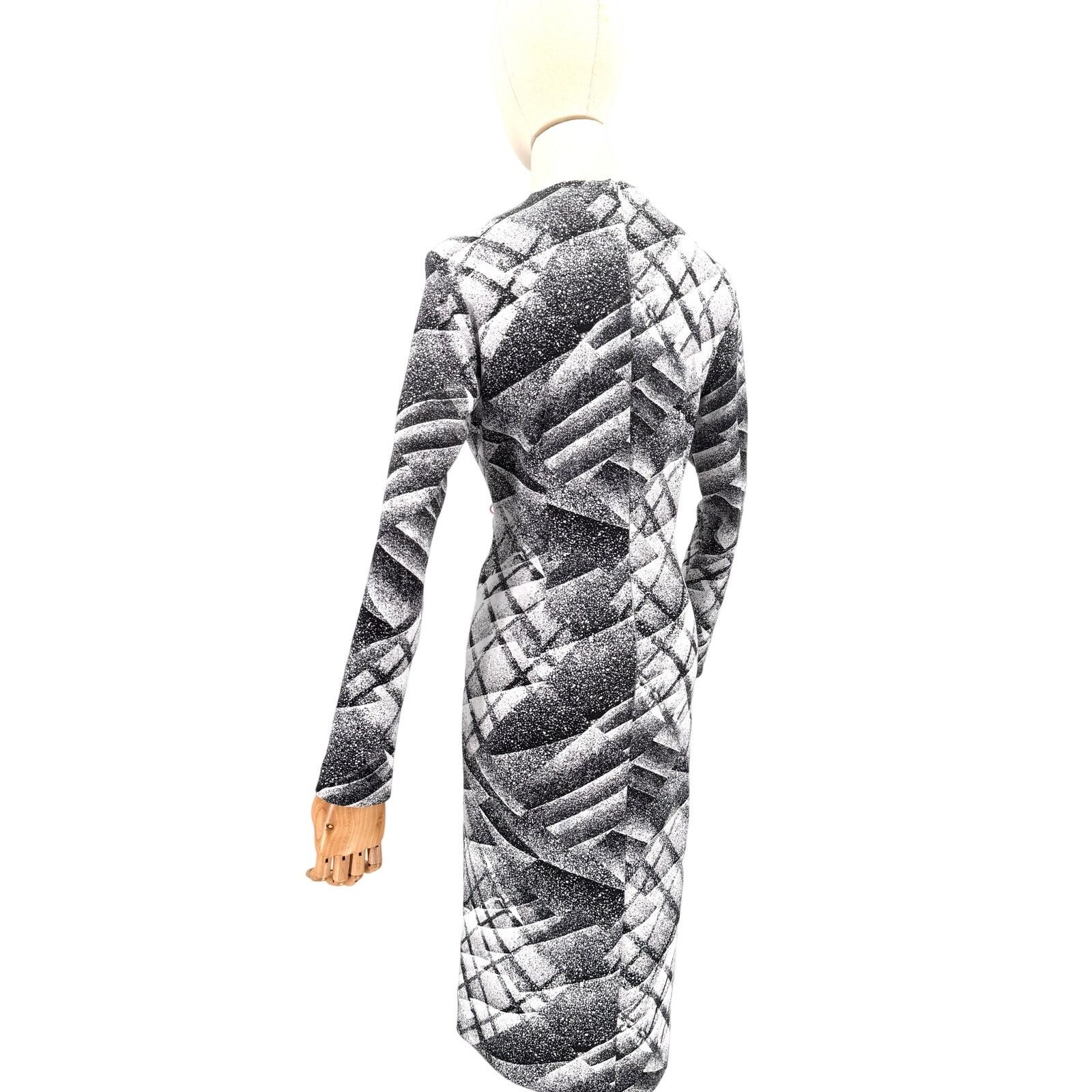 Vintage Vintage 90s Sharrone Black White Graphic Print Midi Dress Size S / US 4 / IT 40 - 4 Thumbnail