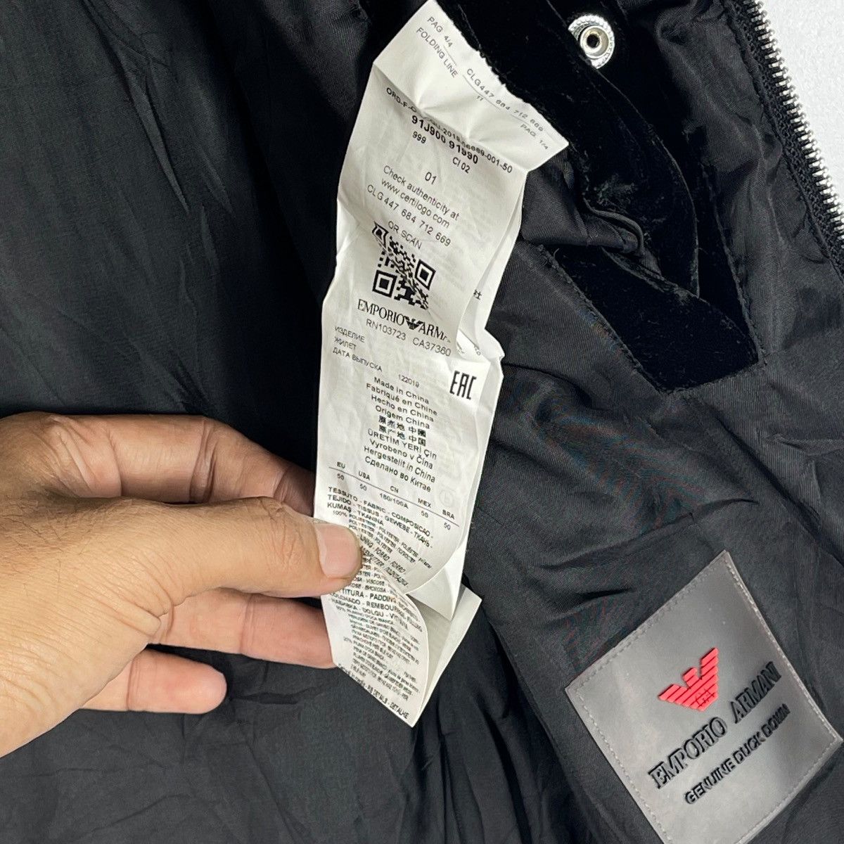 Emporio Armani Emporio Armani Velvet Duck Down Jacket Size M / US 6-8 / IT 42-44 - 17 Thumbnail