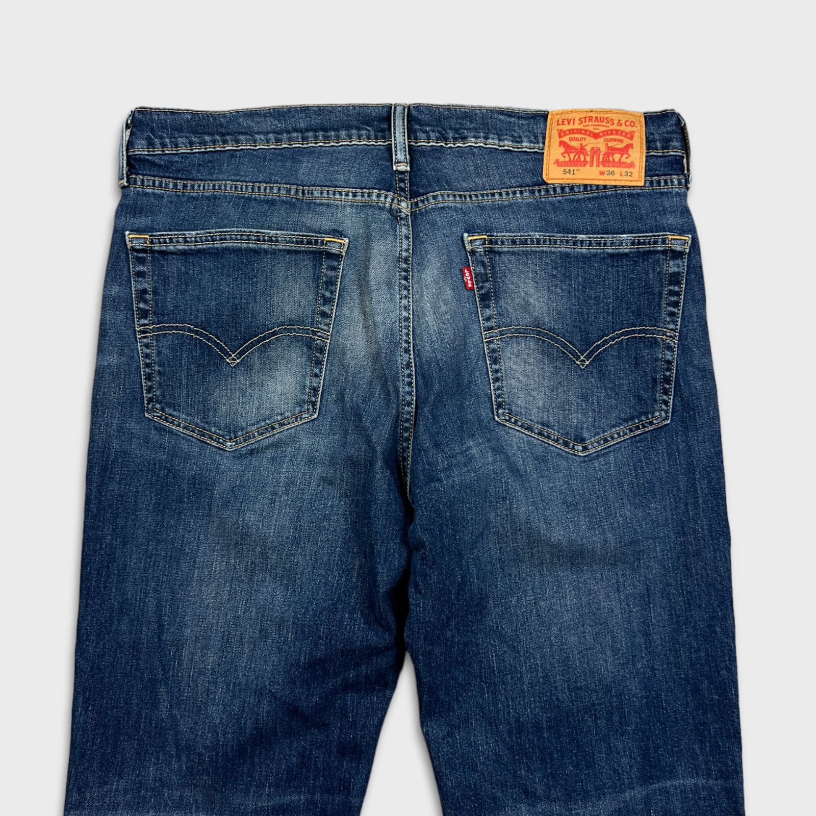 Levi's × Levi's Vintage Clothing × Vintage Levi's 541 Jeans 36x32 Athletic Taper American Denim Pants Size US 36 / EU 52 - 6 Thumbnail