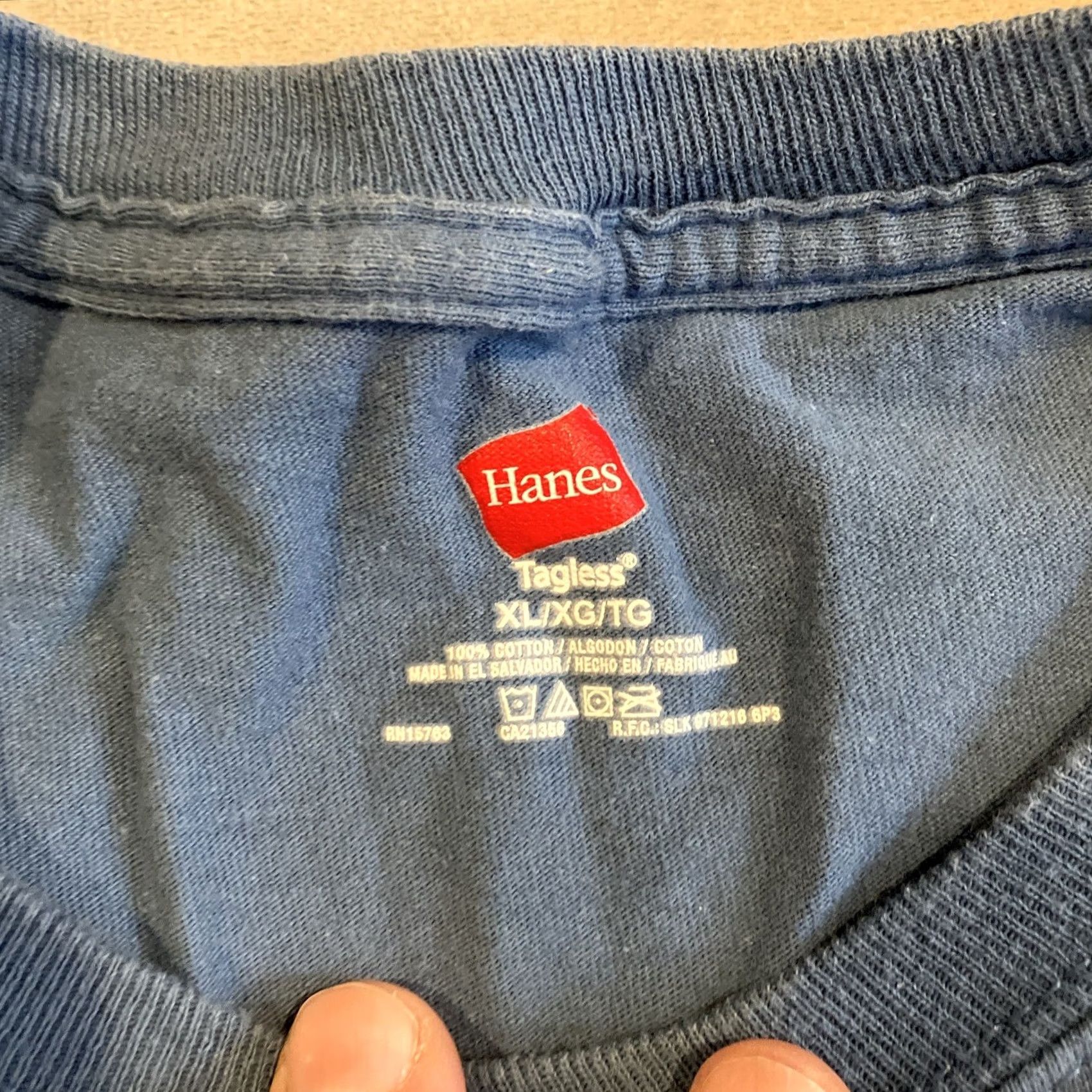 Hanes VINTAGE Hanes T-Shirt PROPERTY OF FOX SPORTS Men's XL Blue Short Sleeve Cotton Sports Shirt Men XL Size US XL / EU 56 / 4 - 3 Thumbnail