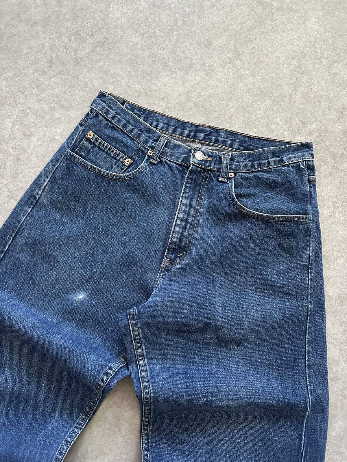 Levi's Vintage Levi’s Jeans Dry Goods Blue Denim Skater Style Size US 32 / EU 48 - 3 Thumbnail