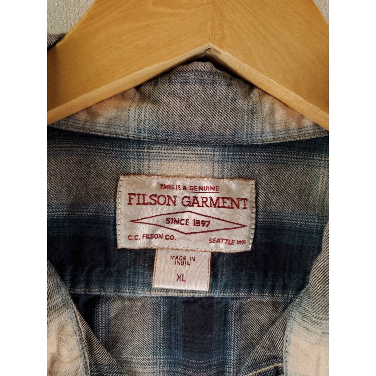 Filson Filson Flannel Button Up Shirt Blue White Plaid Long Sleeve Mens XL Multicolor Size US XL / EU 56 / 4 - 2 Thumbnail