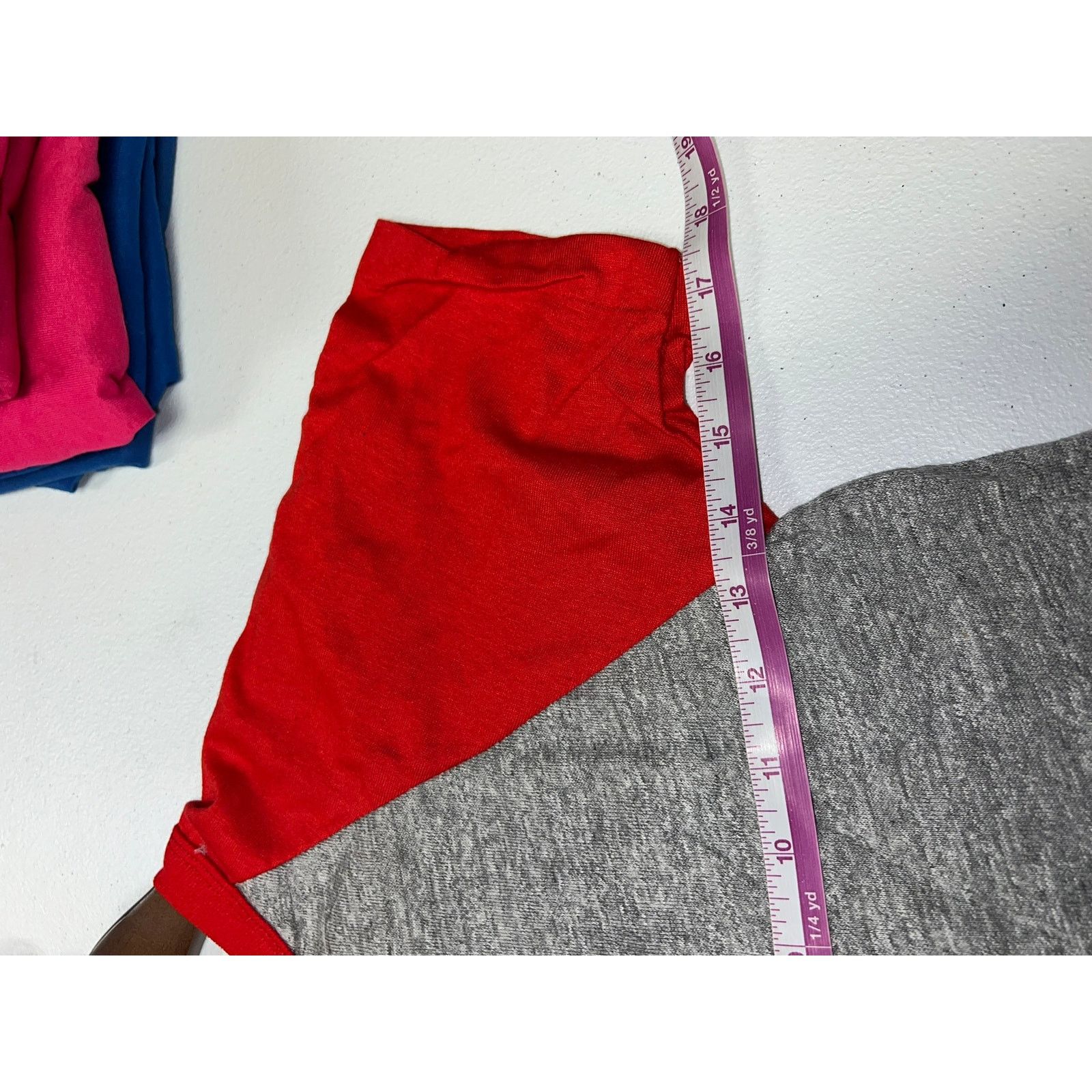 Other 80s Women's Vintage Sportswear Gray Red Crop Top Tee Women S Size S / US 4 / IT 40 - 7 Thumbnail